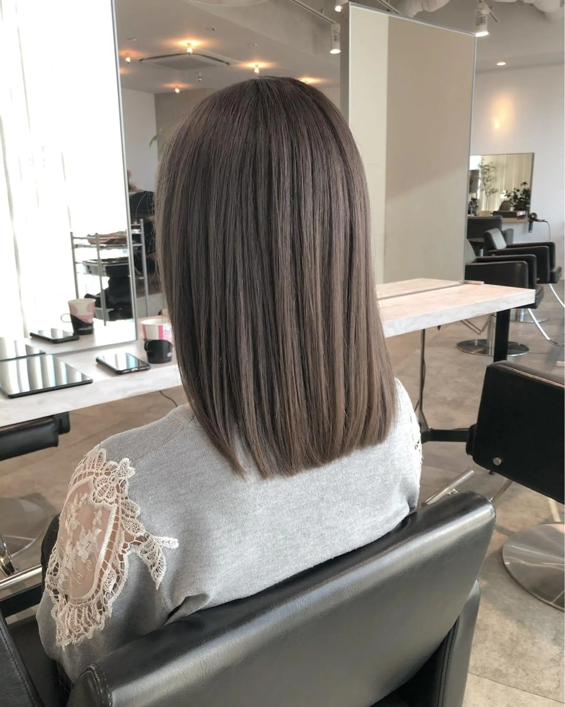 ミディアム カラー 艶カラー×似合わせ カットshihomiのヘアスタイル