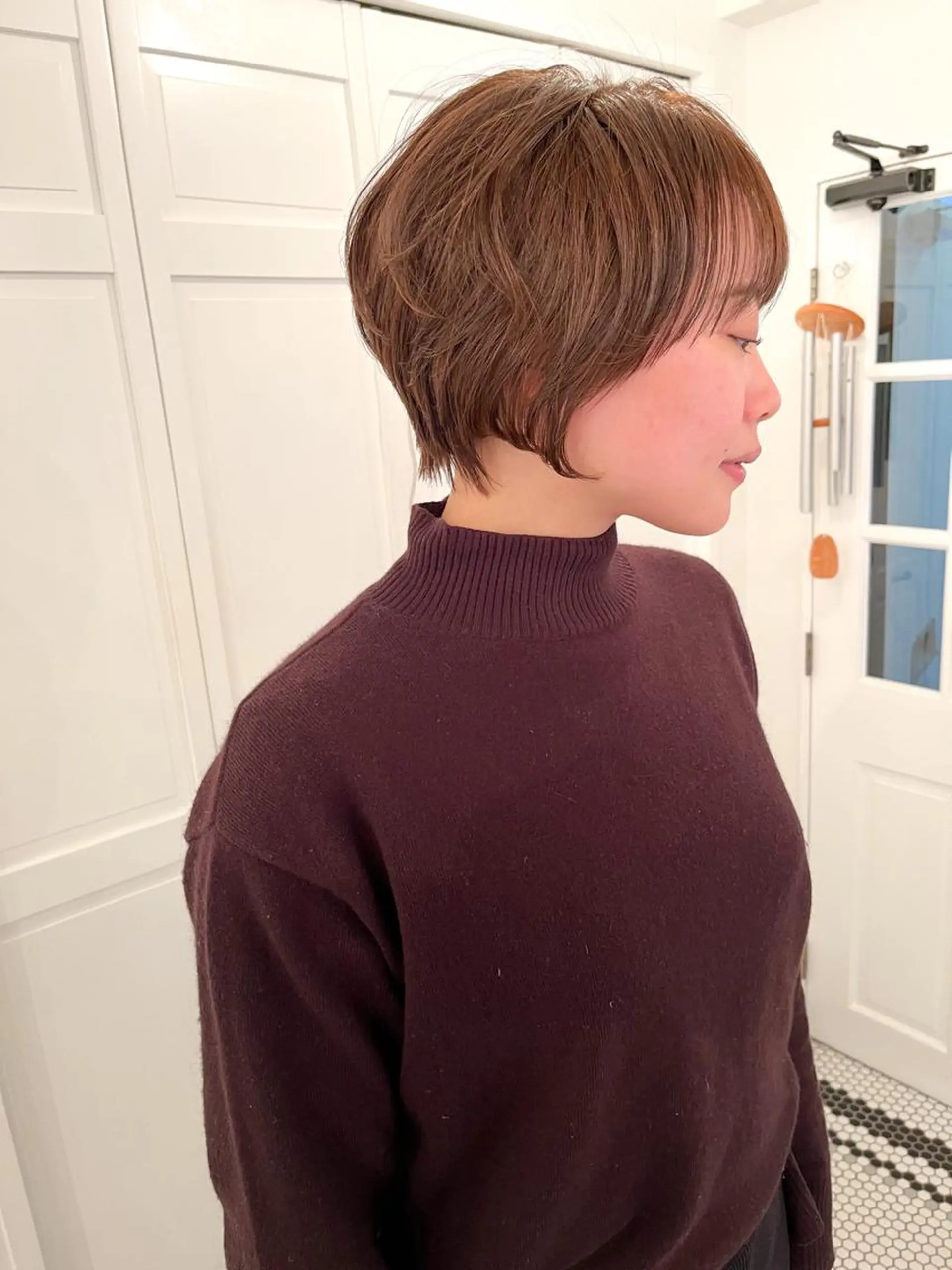 ショート カラー ショートボブ ベージュカラー ブリーチ ブリーチなしカラー ボブ Memories 銀座のヘアスタイル