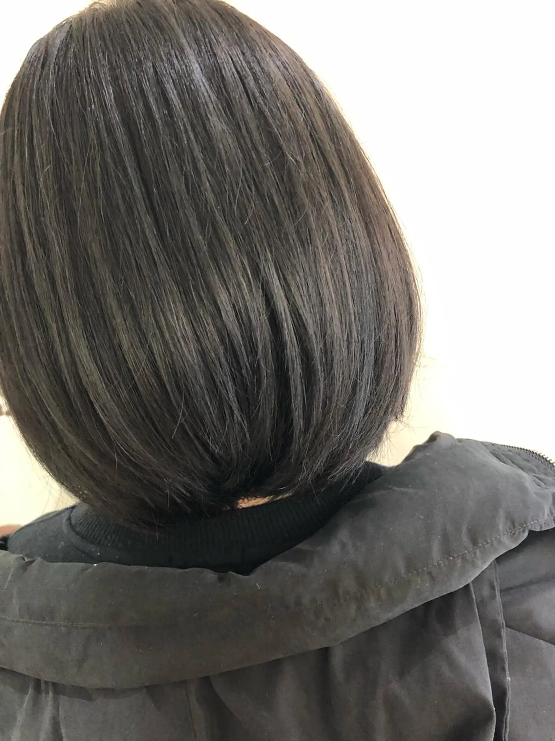 ミディアム カラー 西山梨々【5/1〜 復帰致します🌼】のヘアスタイル