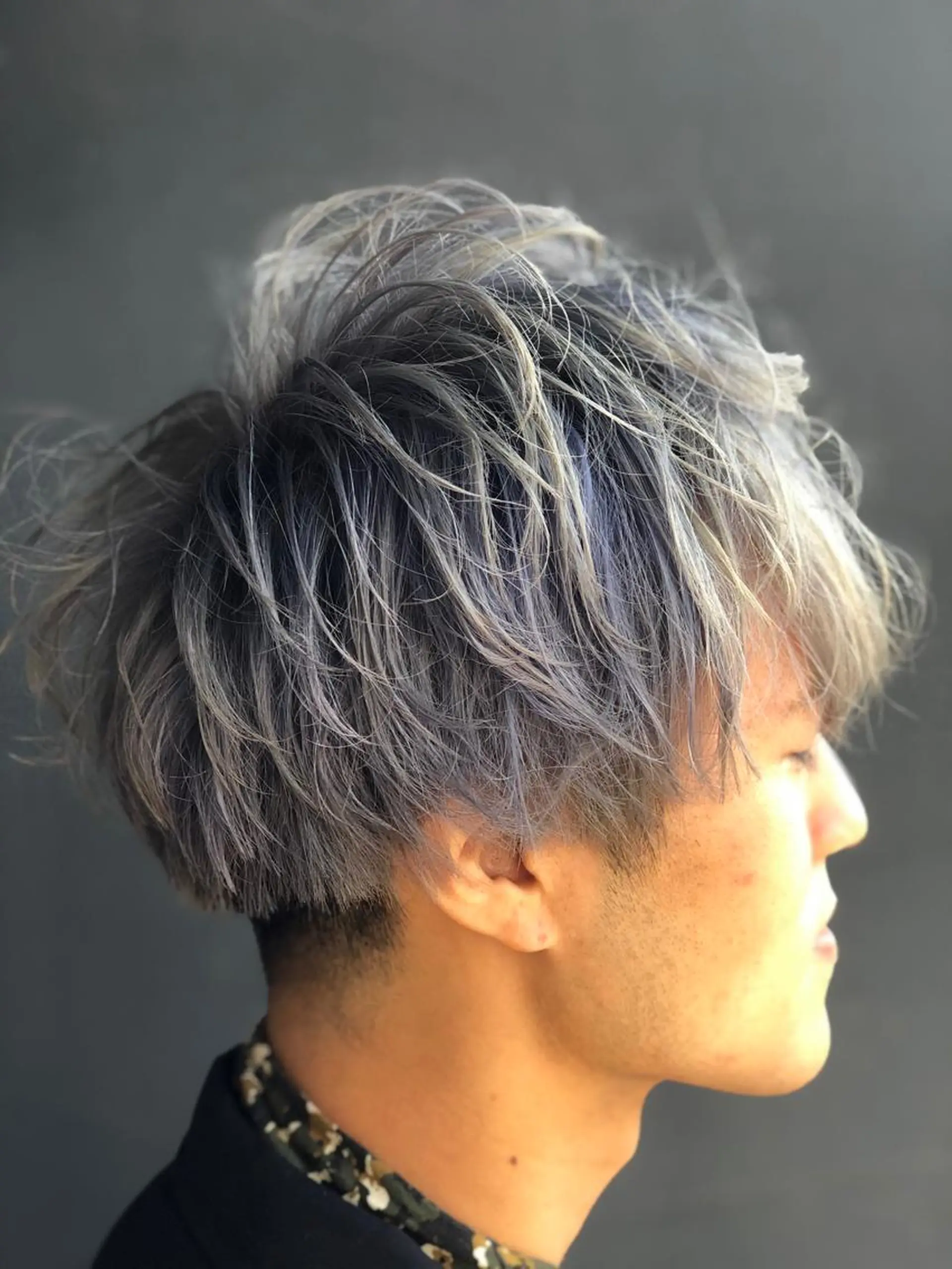 ショート アッシュ 佐伯 凌太郎のヘアスタイル