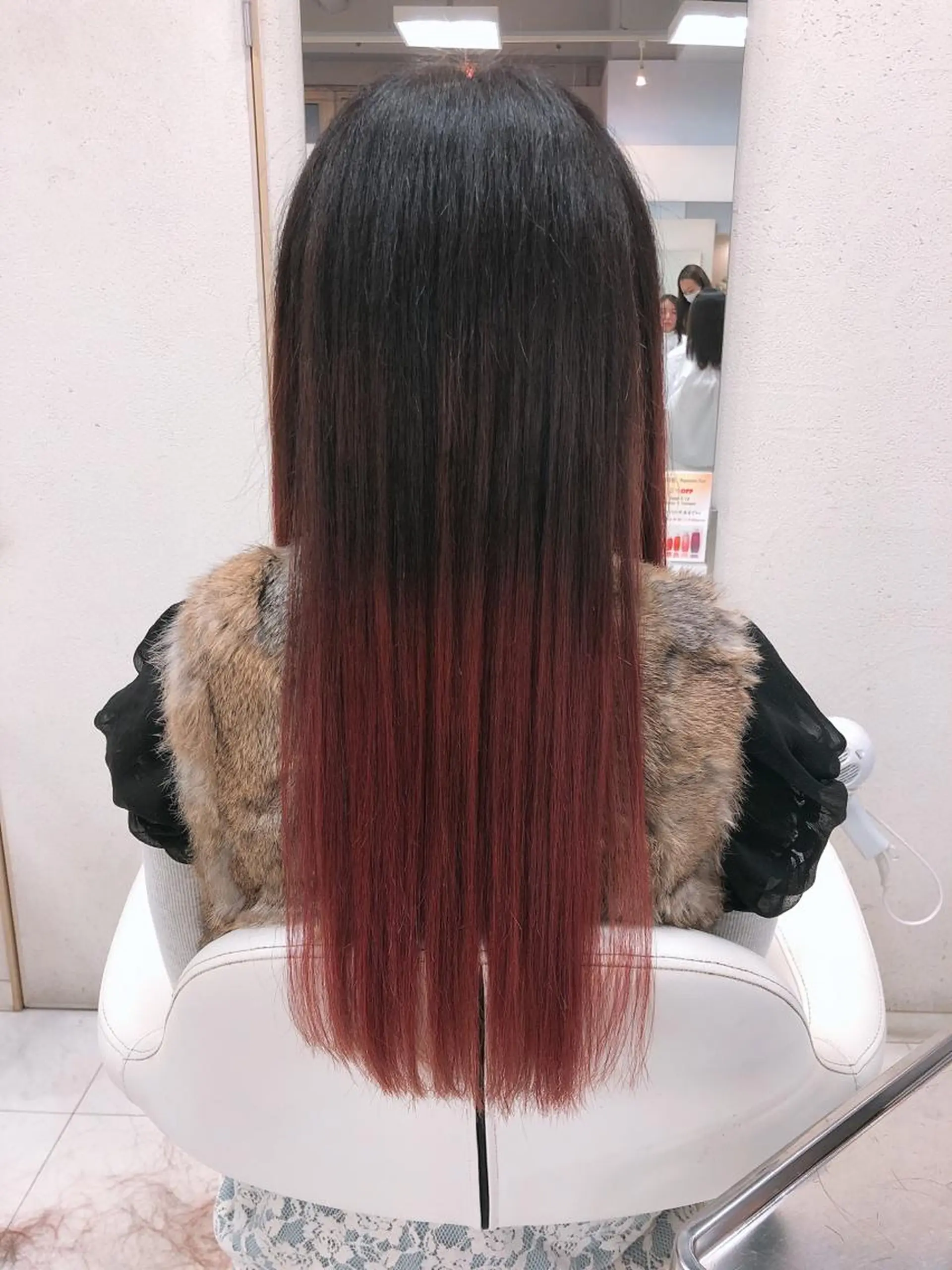 ロング 阿部 美咲のヘアスタイル
