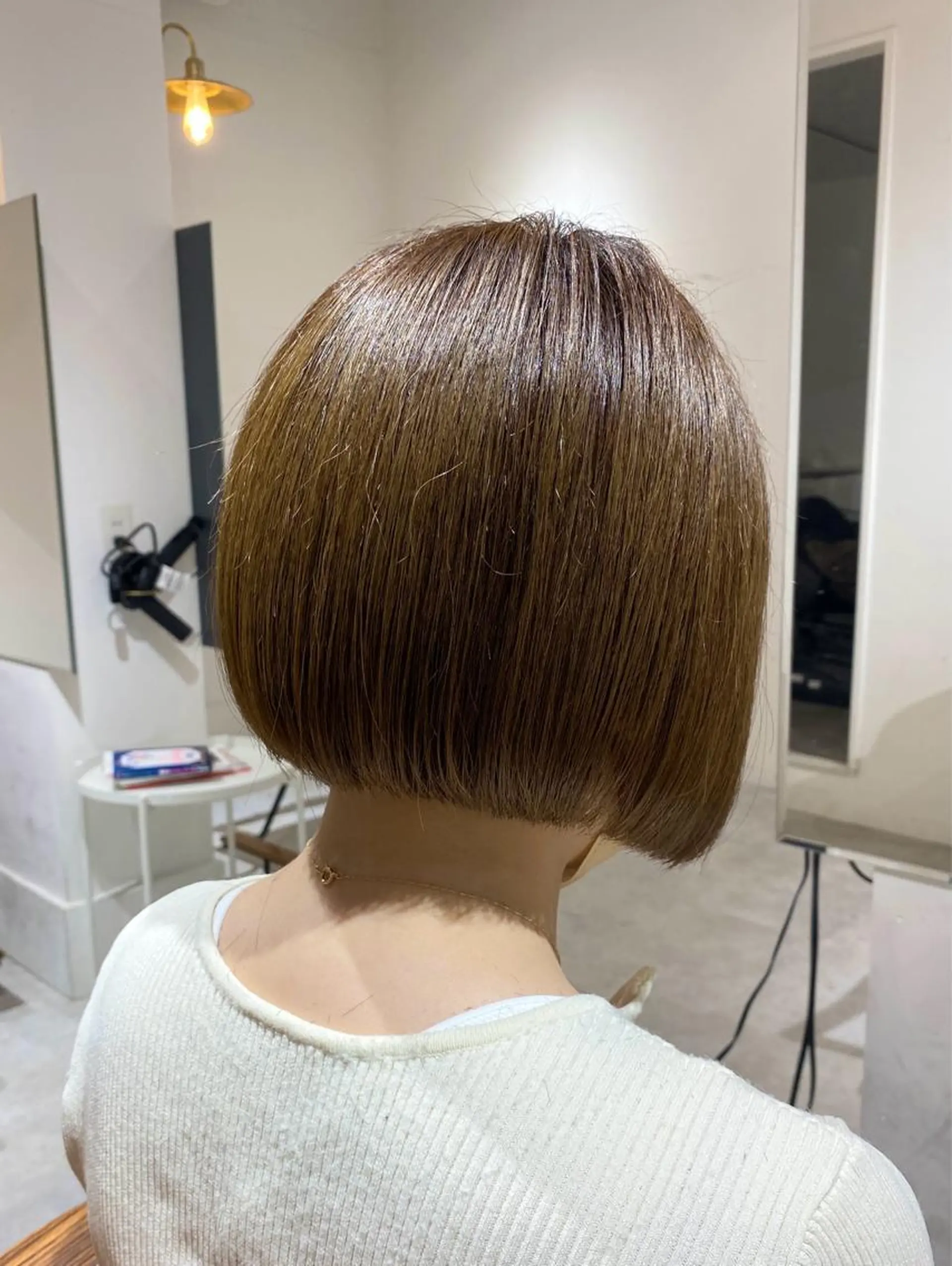 ショート ボブ 鳴海 稜真のヘアスタイル