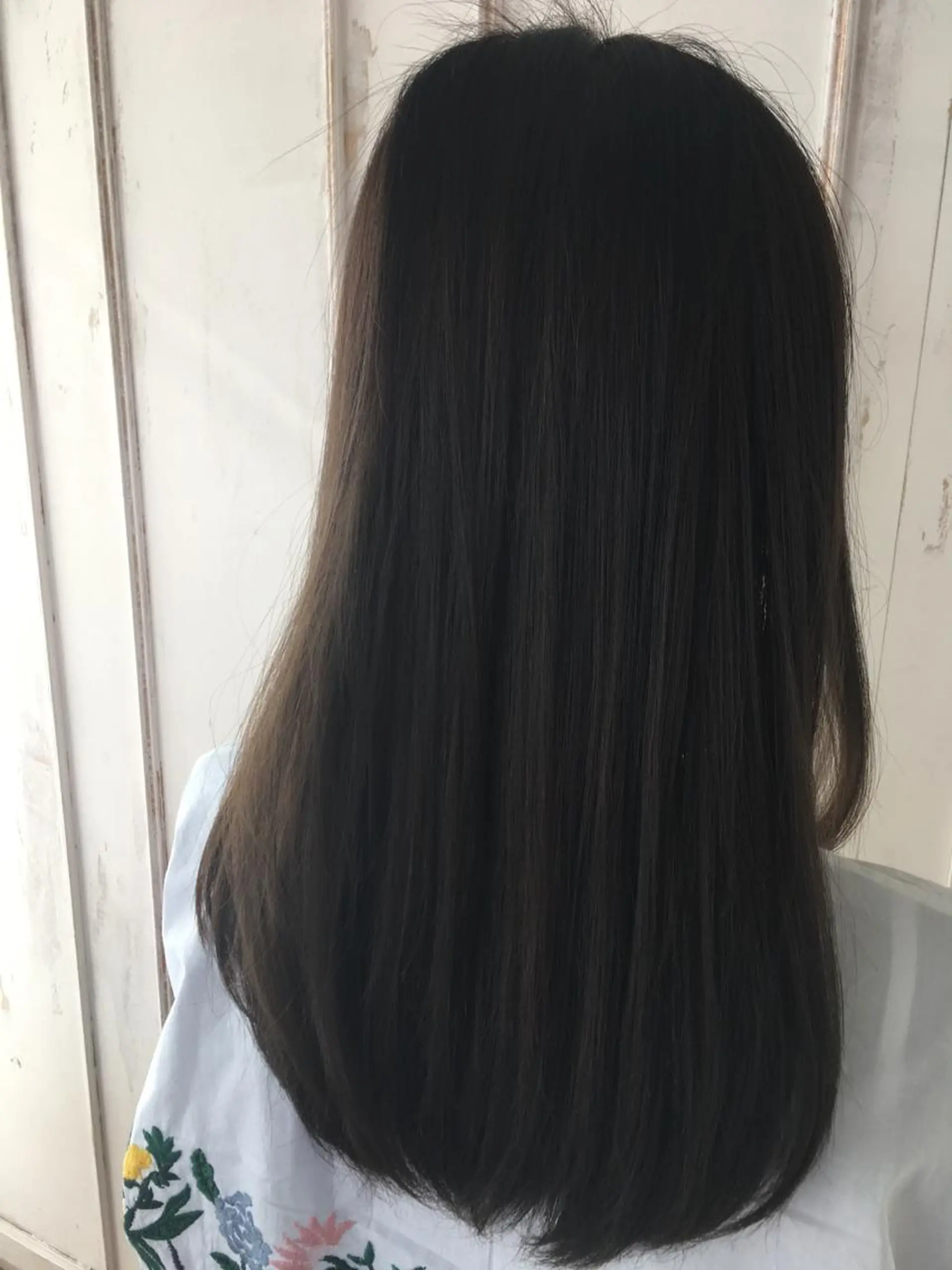 カラー 透明感カラー グレージュ カーキグレージュ 上田 ヒロツグのヘアスタイル