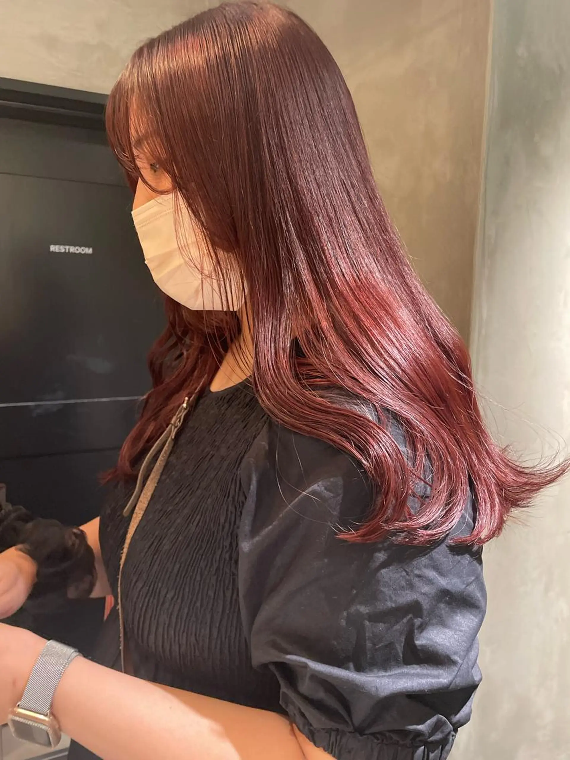 ロング カラー カット ヘアカラー トリートメント 大人girly🛋️ 🤍yukakoのヘアスタイル