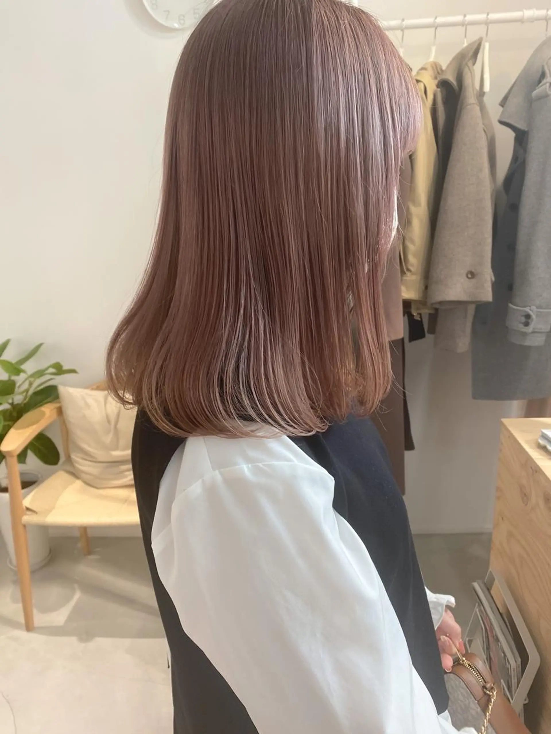 セミロング カラー ベージュカラー ブリーチ ピンクカラー ピンクベージュ fit stand /HIIRAGIのヘアスタイル