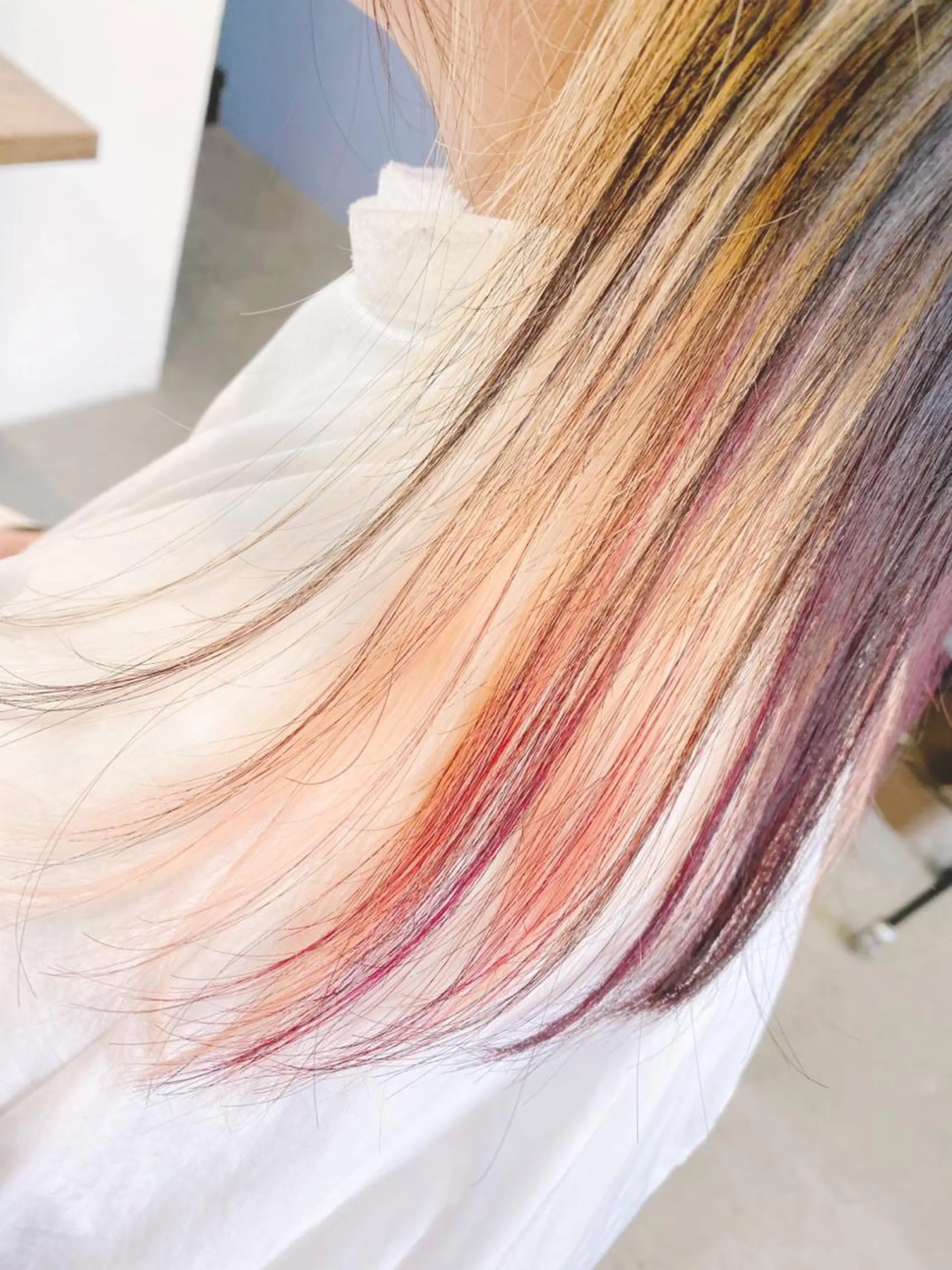 ロング カラー ブリーチ ハイライトカラー ハイライト オーナースタイリスト 佐藤のヘアスタイル