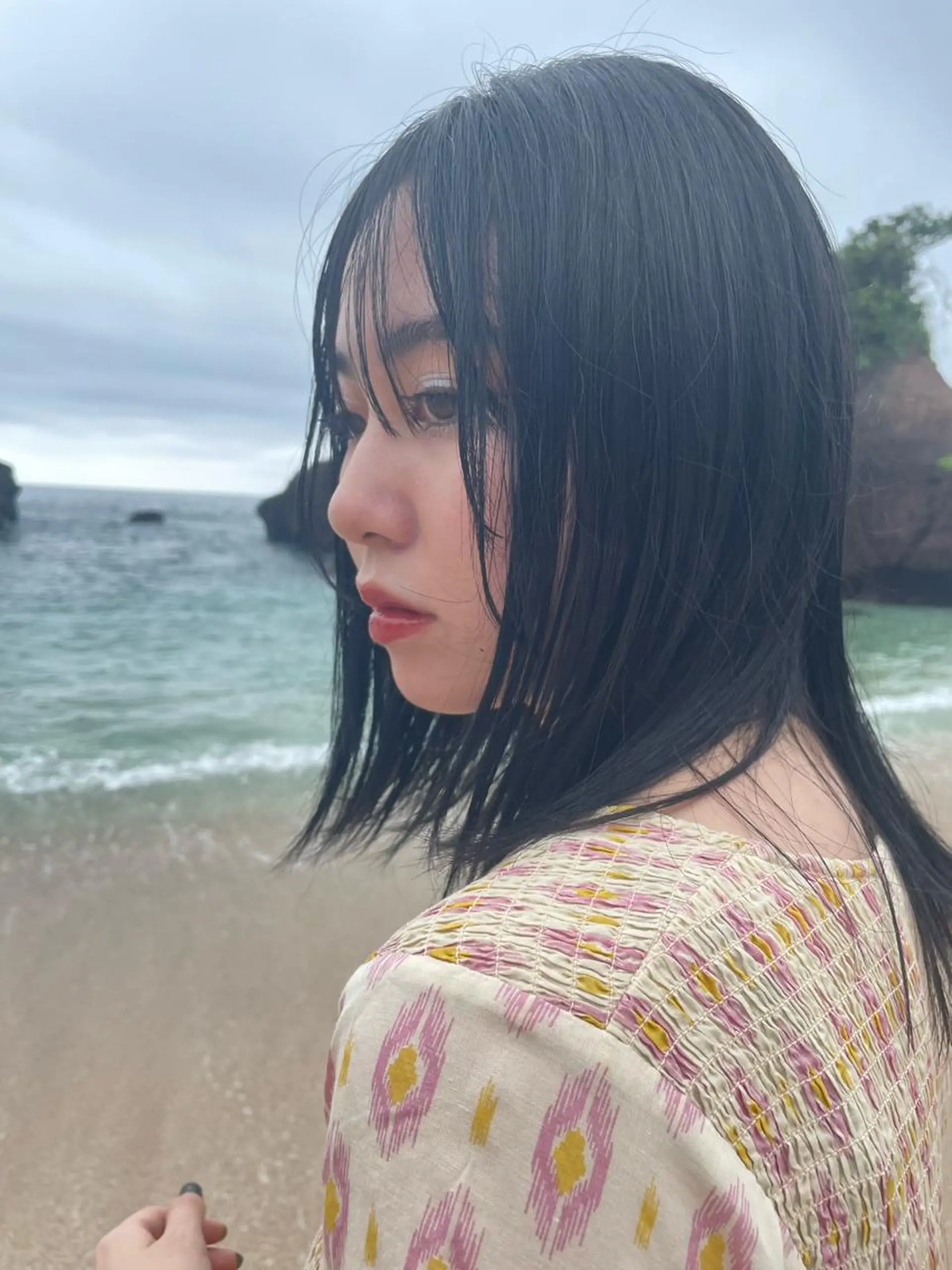 ミディアム 田原春 花梨のヘアスタイル