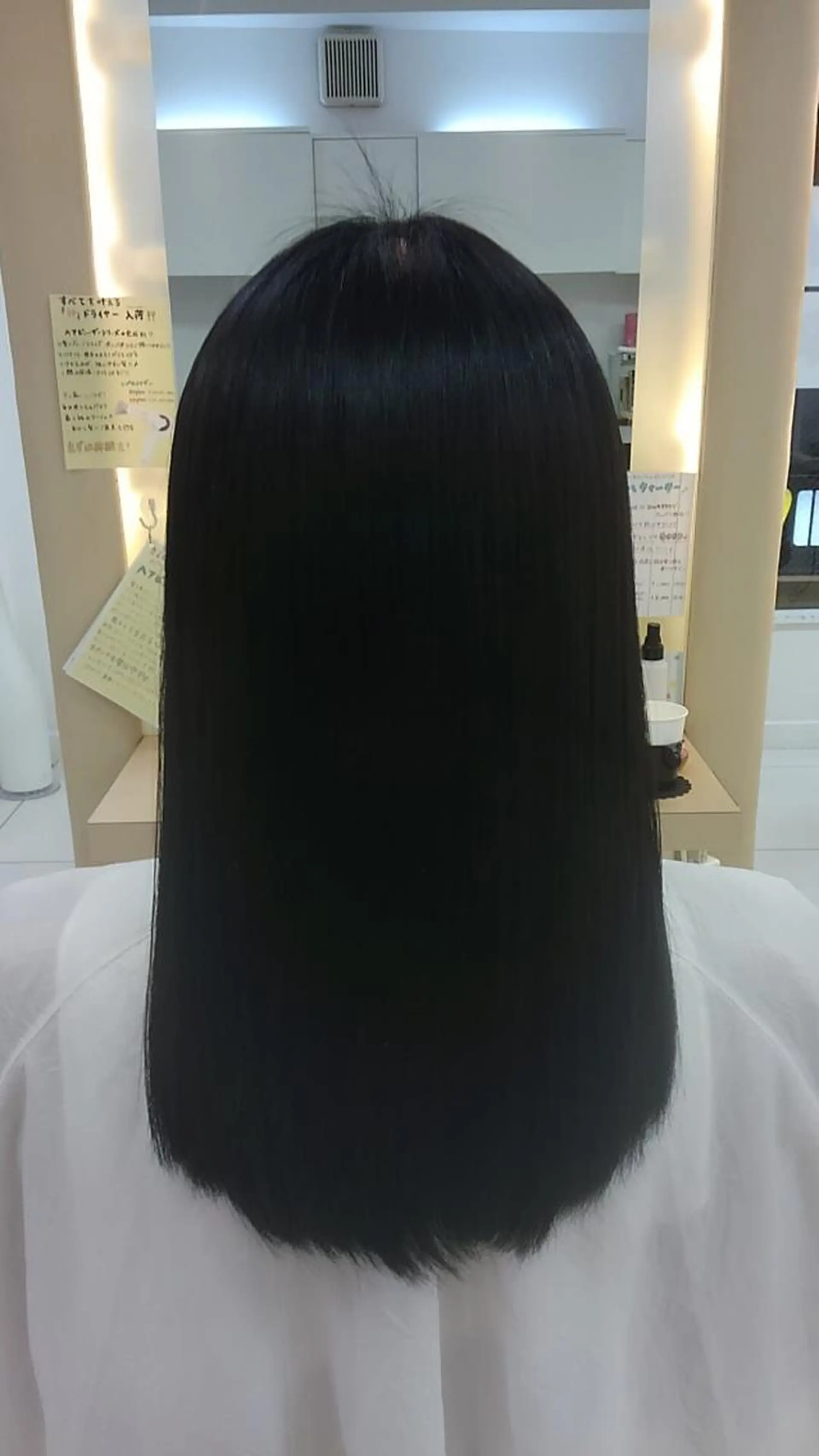 セミロング 藤原 亜美🤍のヘアスタイル