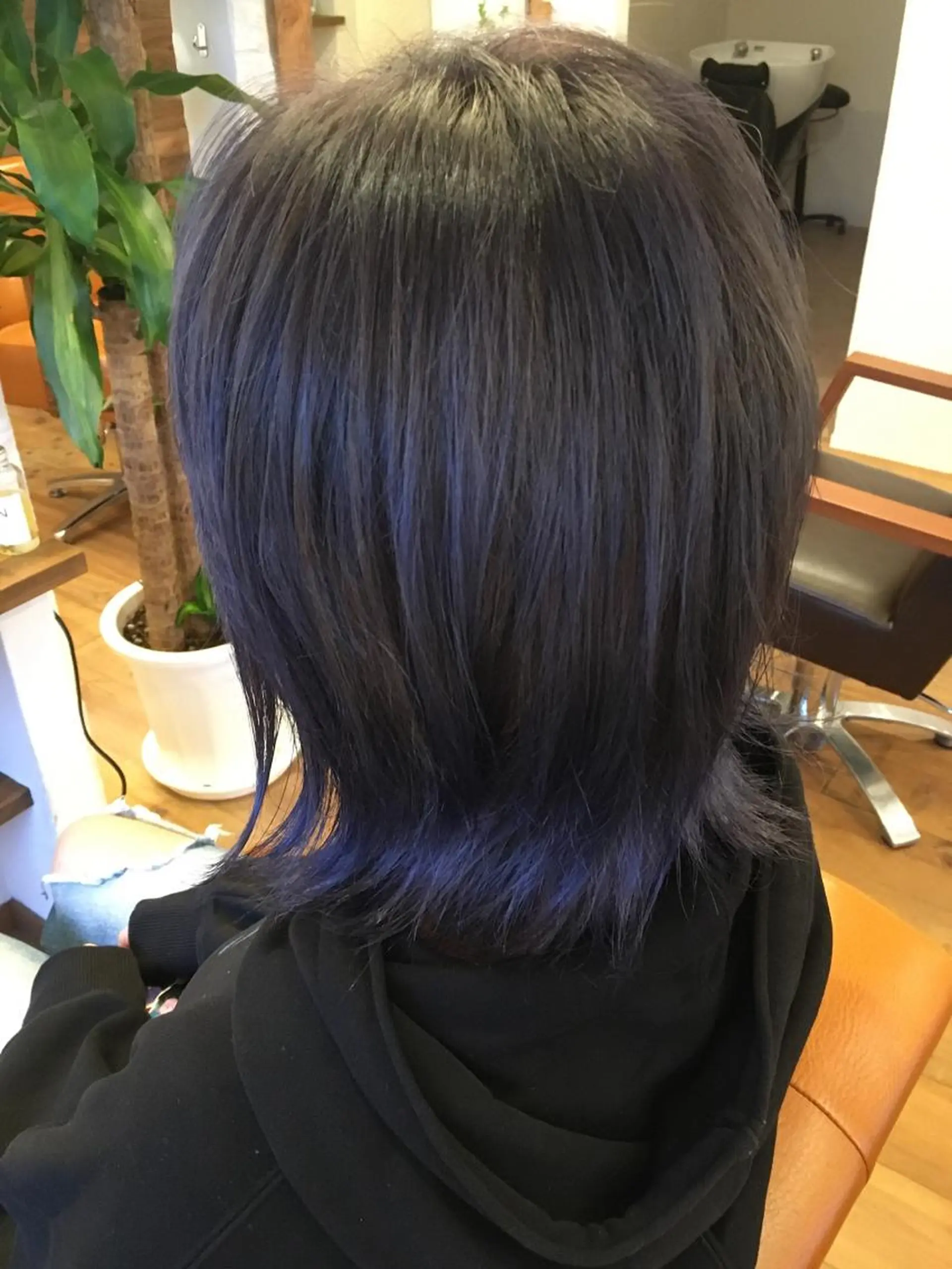 カラー ブルーカラー ヘアカラー 井上 真利のヘアスタイル