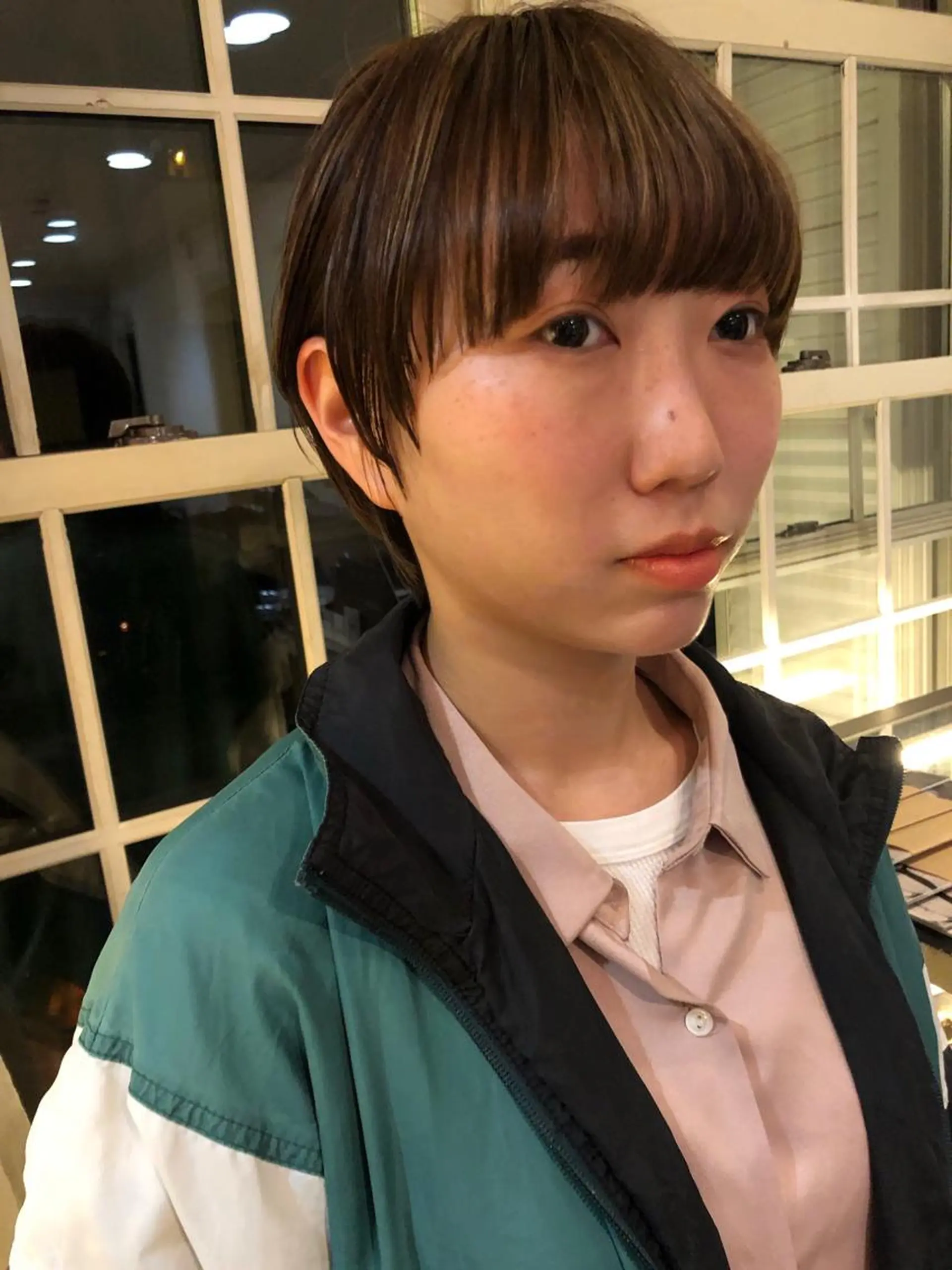 ショート カラー eri kinjoのヘアスタイル