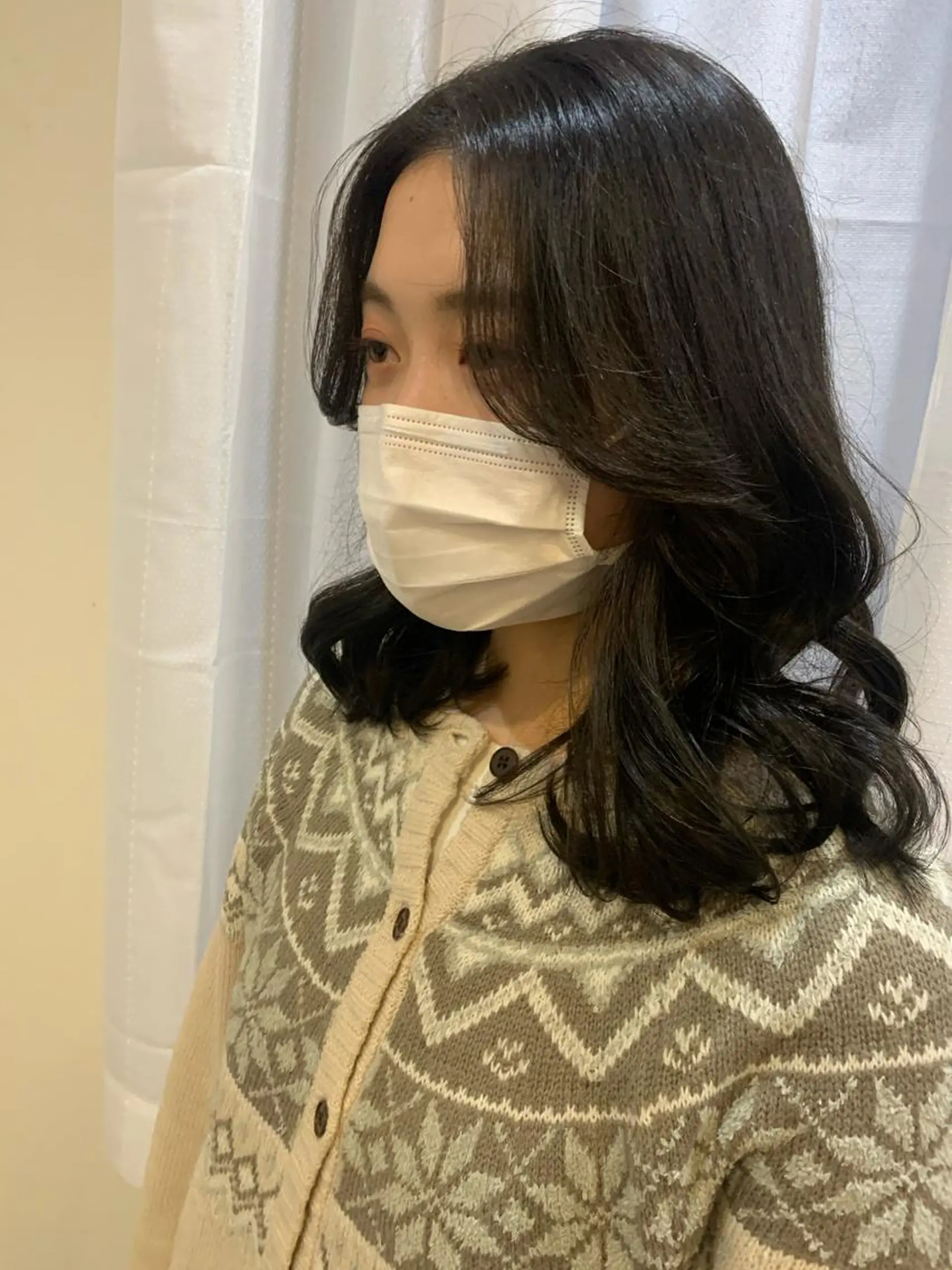 ミディアム カラー 顔周りカット 韓国🇰🇷髪質改善 Chisaki치사키のヘアスタイル