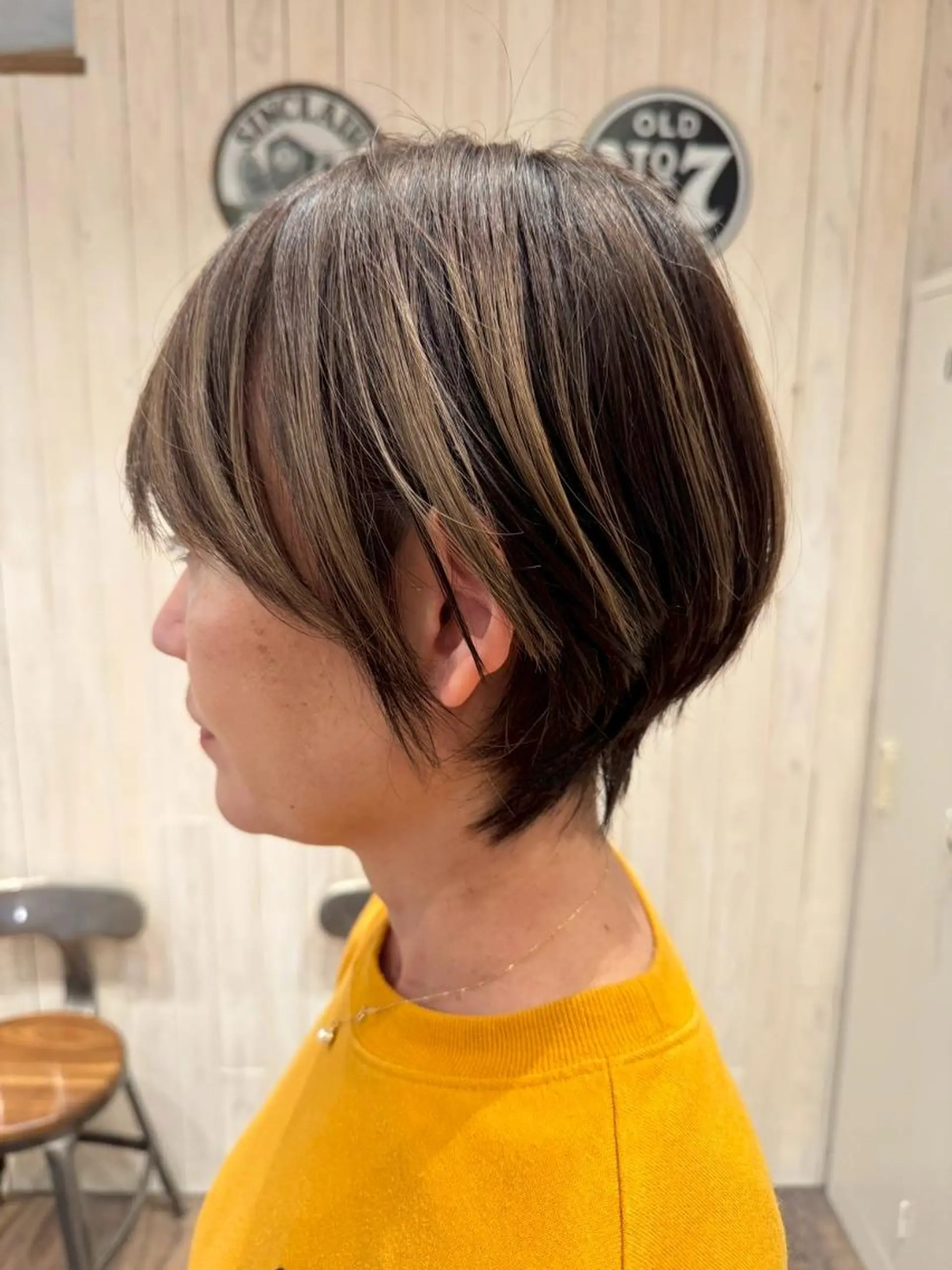 ショート レイヤーカット ショートヘア 小顔カット カット トリートメント 一宮駅3分/水野/ ショート/ボブのヘアスタイル