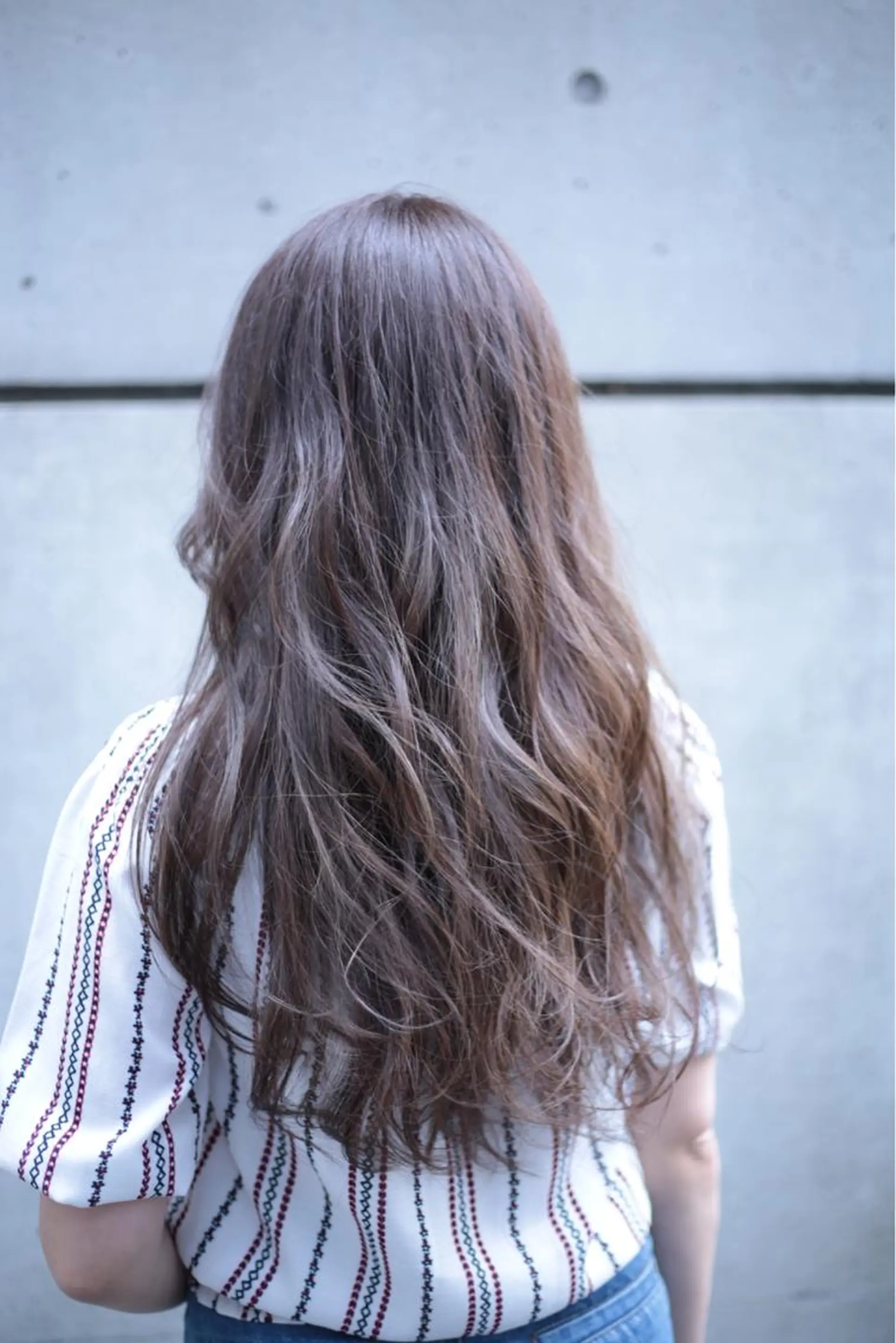 ロング カラー アッシュ バイオレットカラー 【韓国レイヤー特化 ハッシュカット】のヘアスタイル