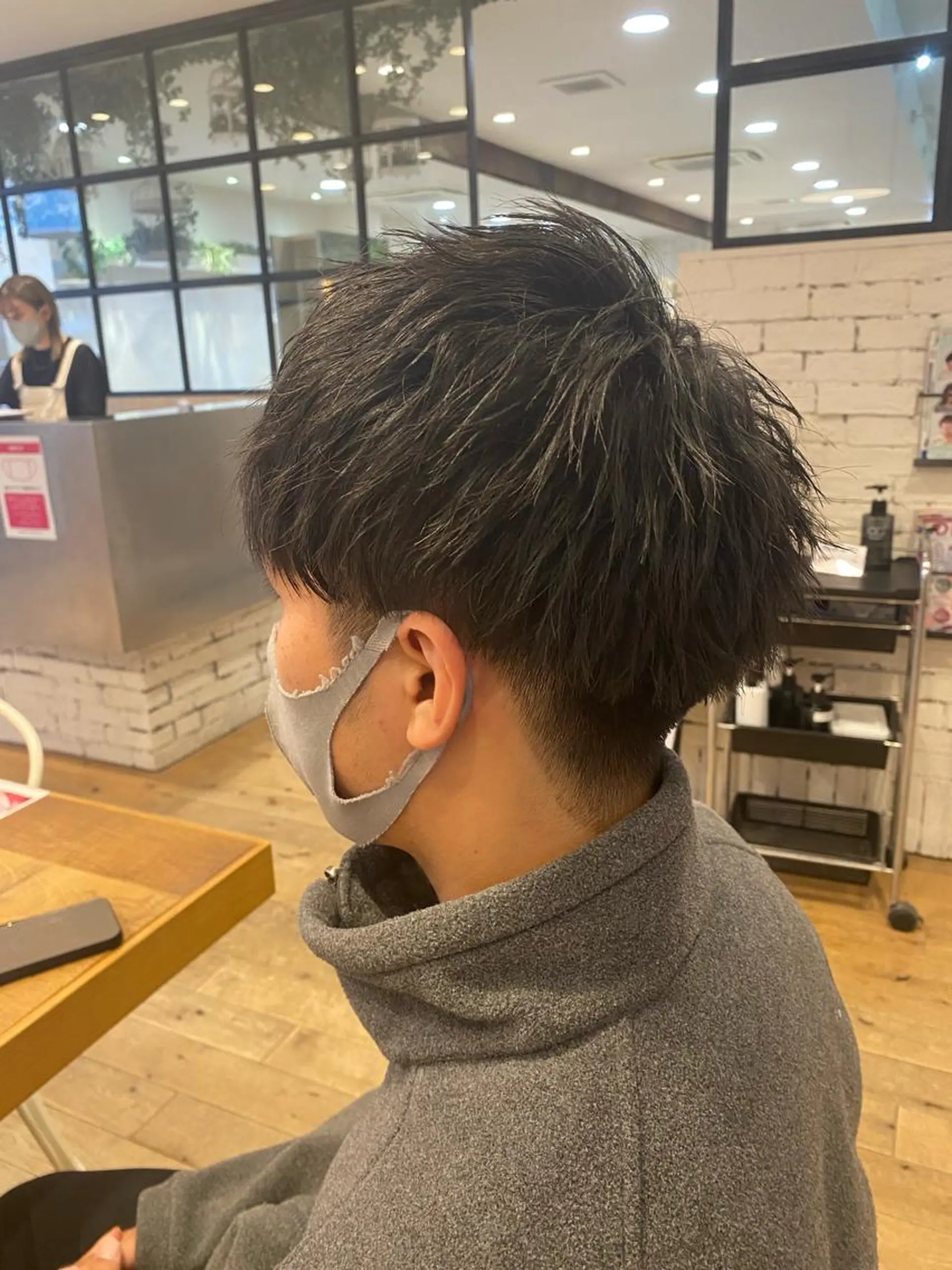 メンズ 前田 輝のヘアスタイル