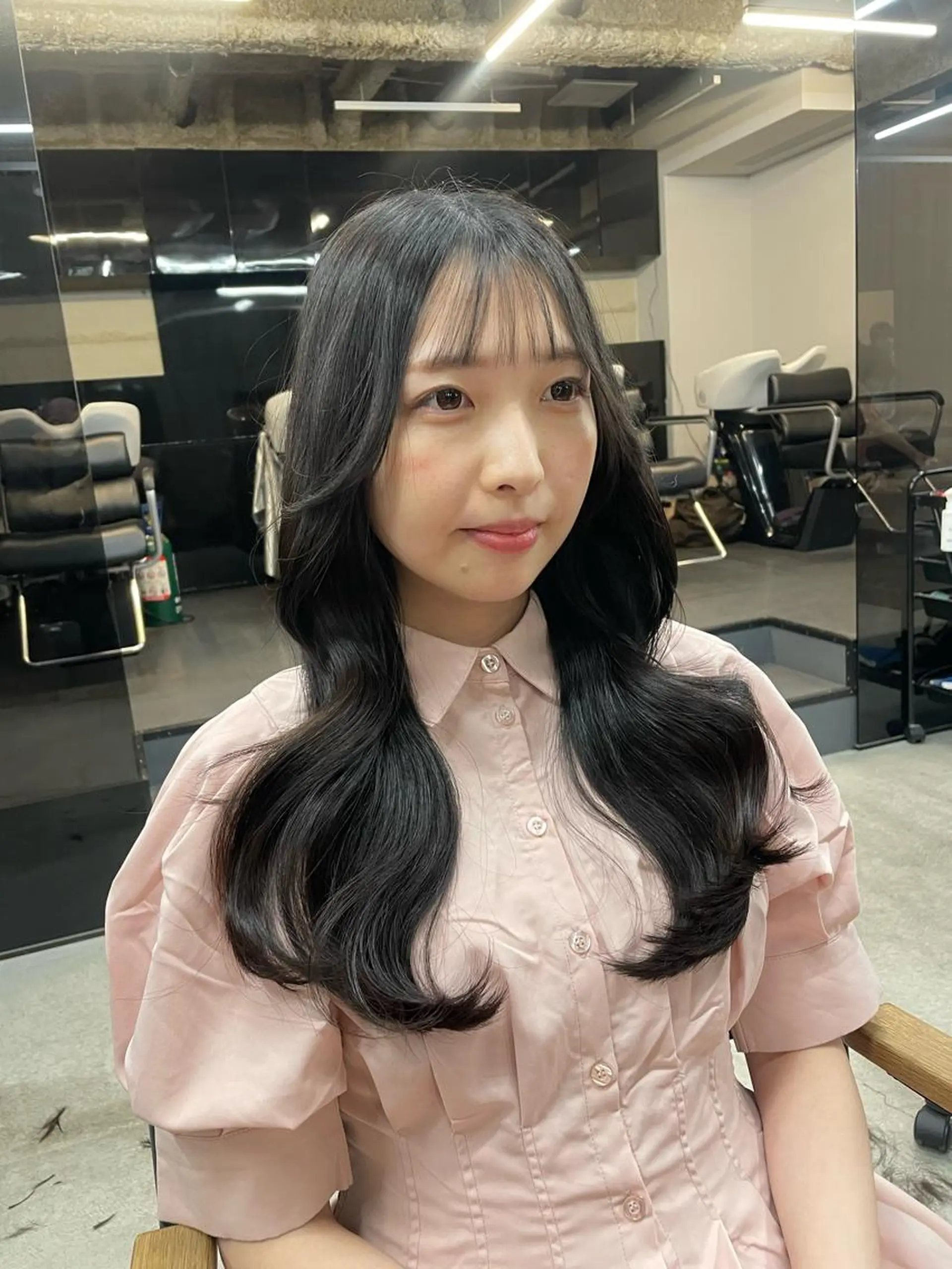 ロング 伊藤 莉奈　韓国ヘアのヘアスタイル