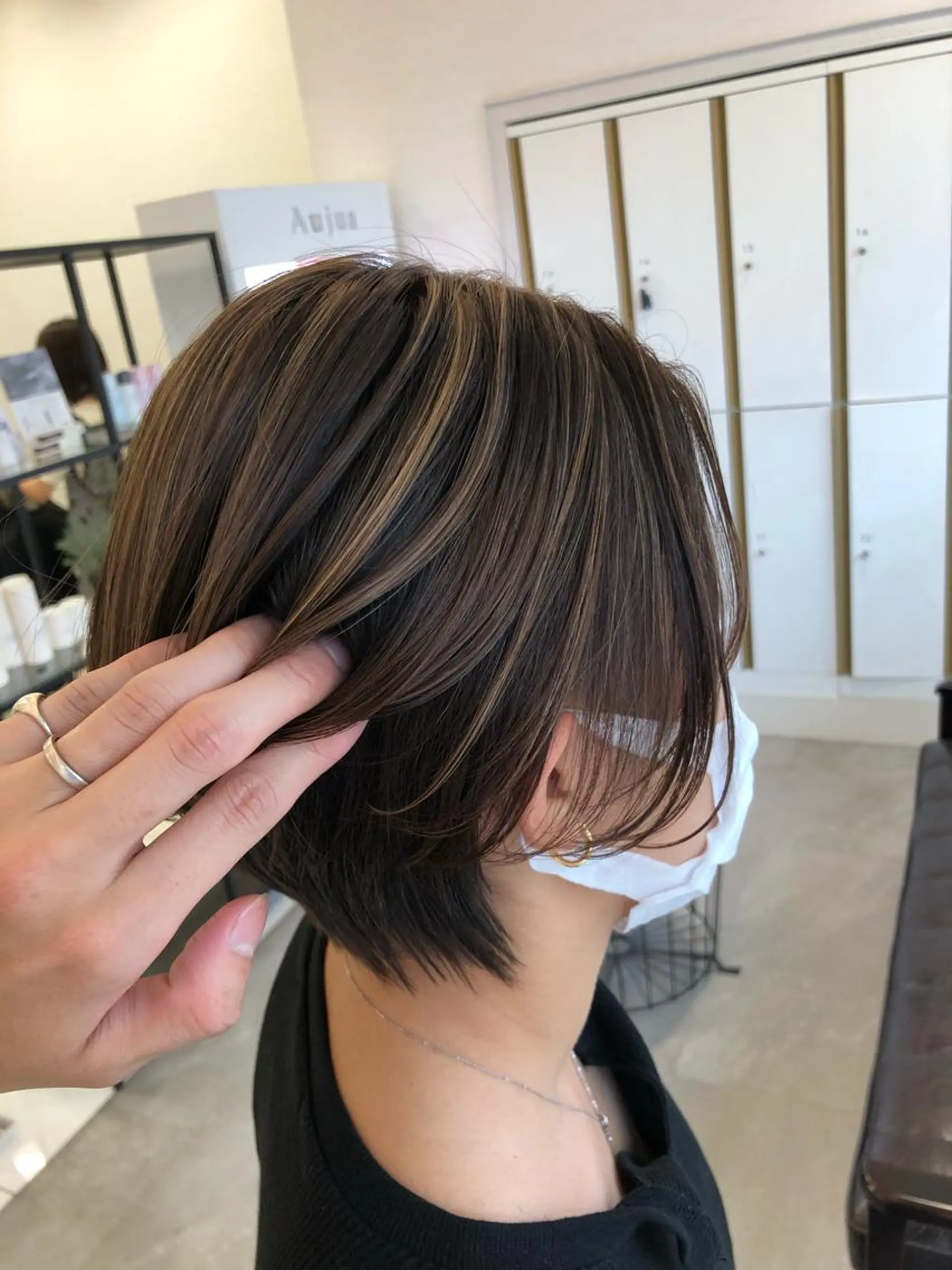 ショート カラー 渕向 克海のヘアスタイル