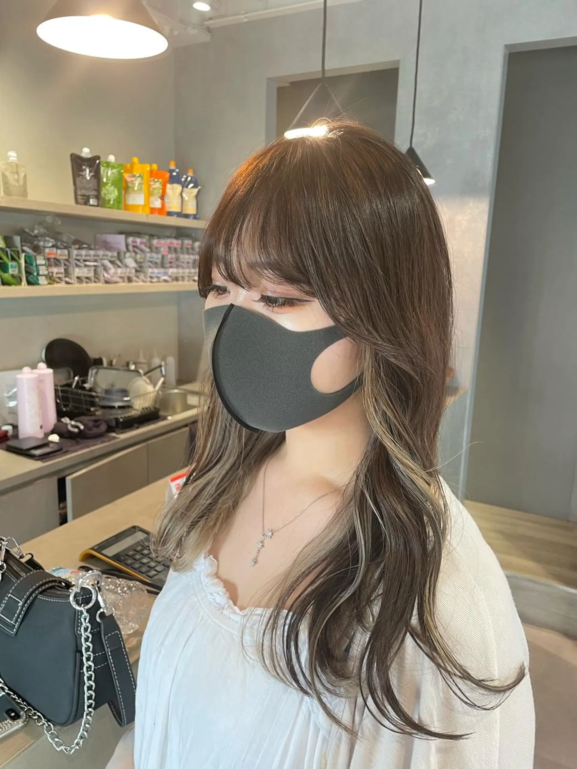 ロング カラー アッシュ ブリーチ ケアブリーチ ショコラグレージュ ダークアッシュ ヘアカラー 韓国風/オシャレ /縮毛矯正/滝口琴未のヘアスタイル