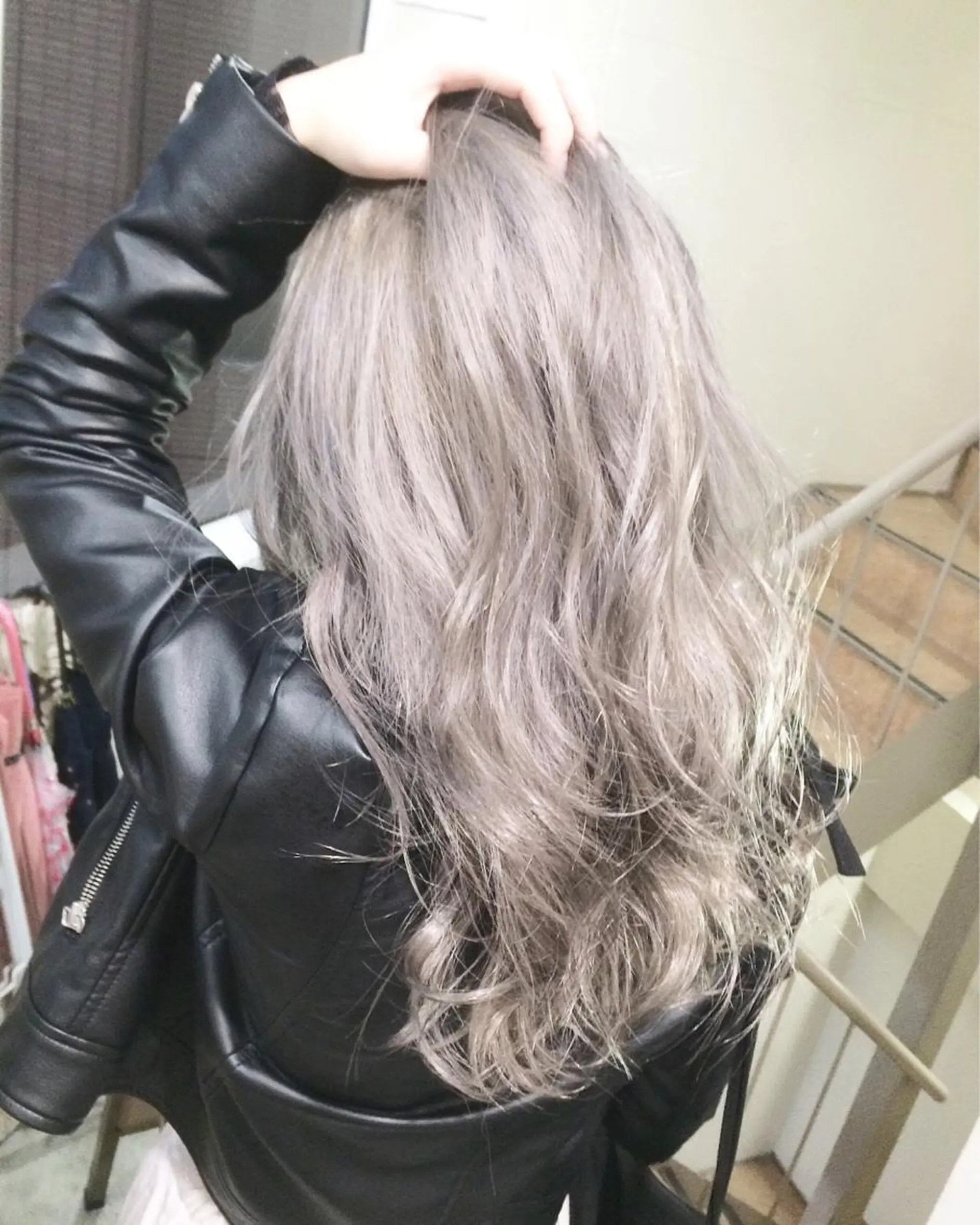 ロング カラー パーマ ヘアアレンジ グレージュ 新宿No.1美髪師 taka髪質改善のヘアスタイル