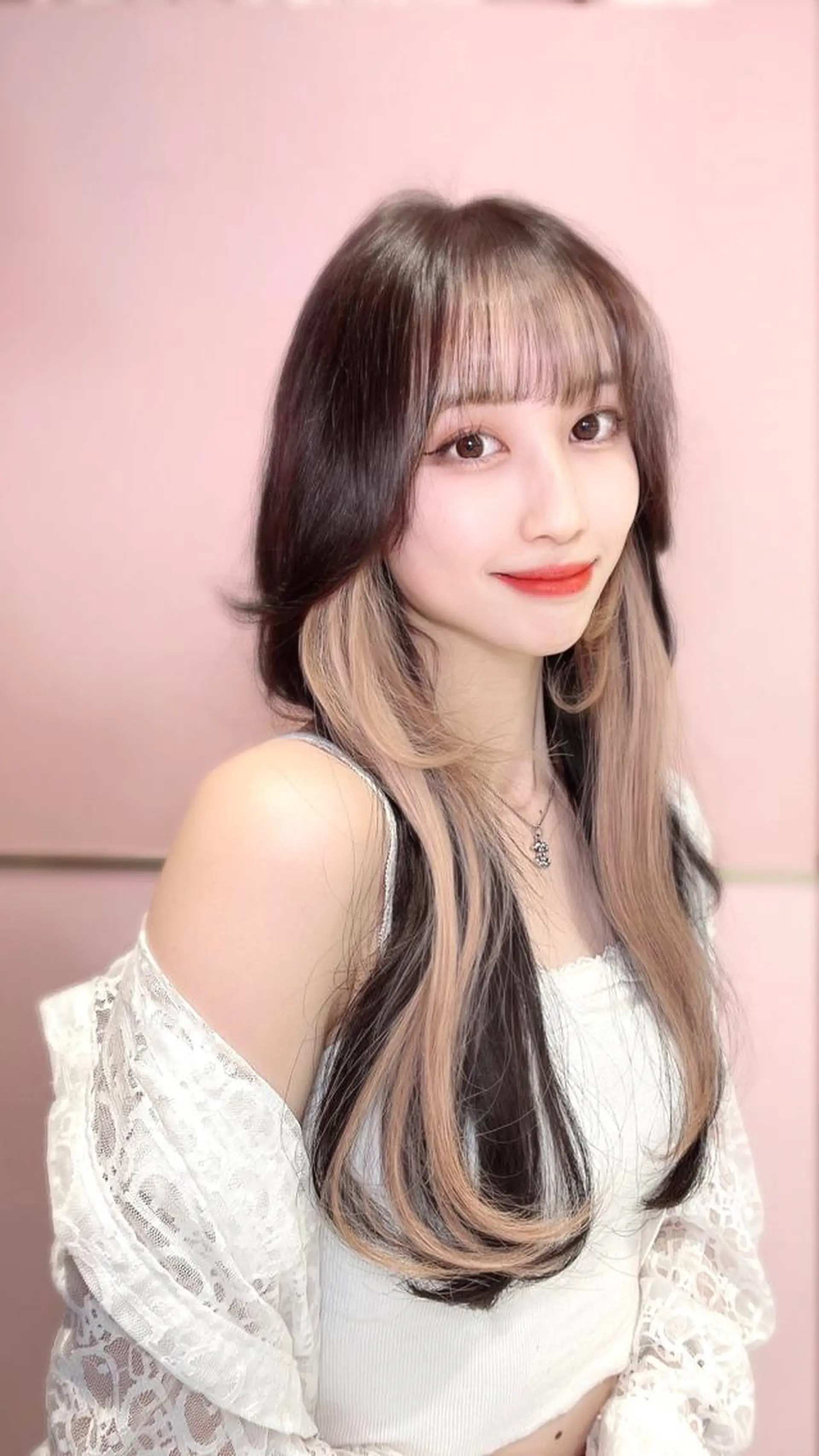 セミロング カラー アディクシーカラー ベージュカラー 透明感カラー イヤリングカラー グレージュ ヘアカラー トリートメント 顔周り特化/韓国ヘア /レイヤー/吉野幸大のヘアスタイル