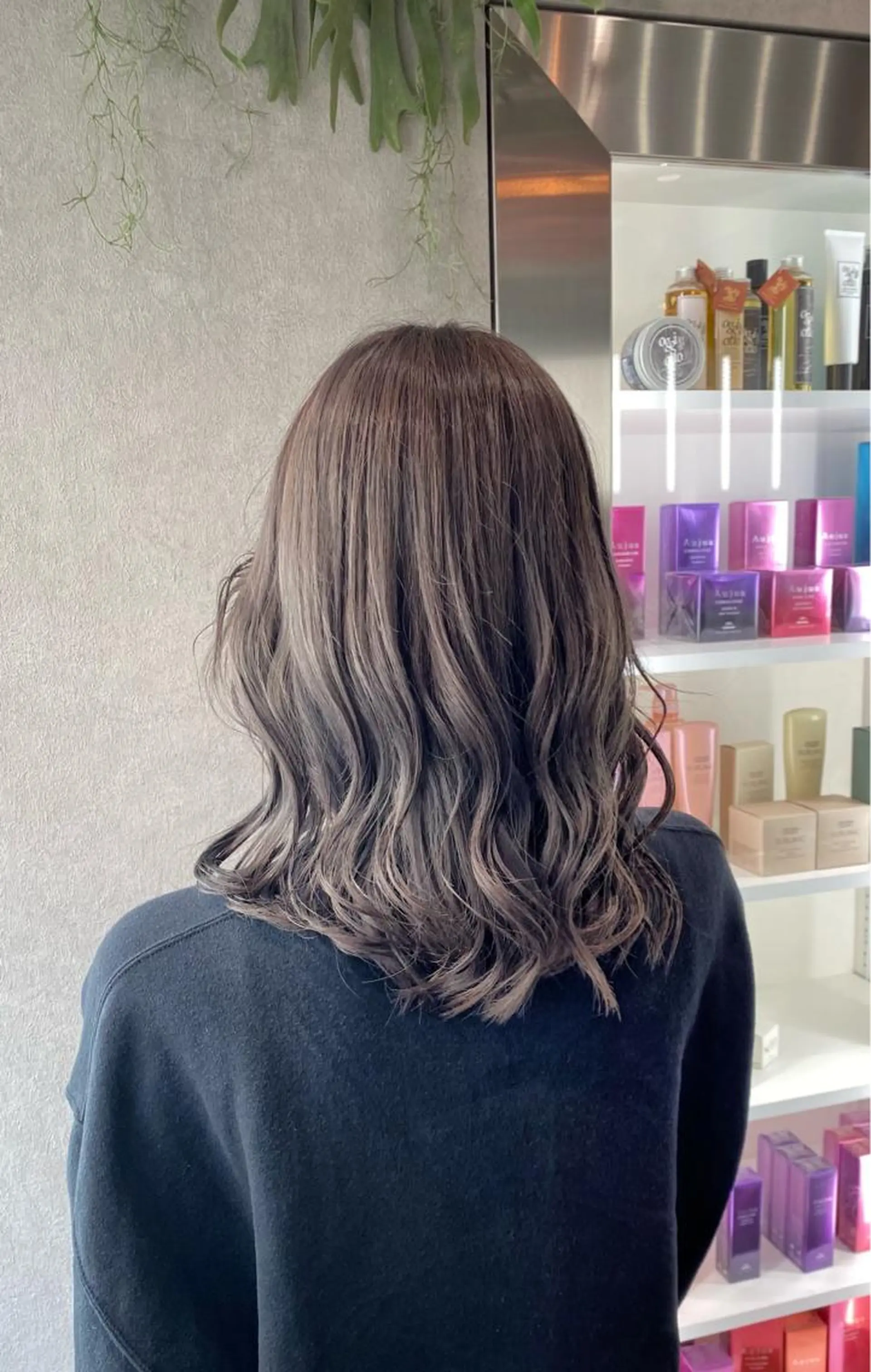 セミロング カラー ヘアカラー お洒落カジュアル🍃 まなとのヘアスタイル