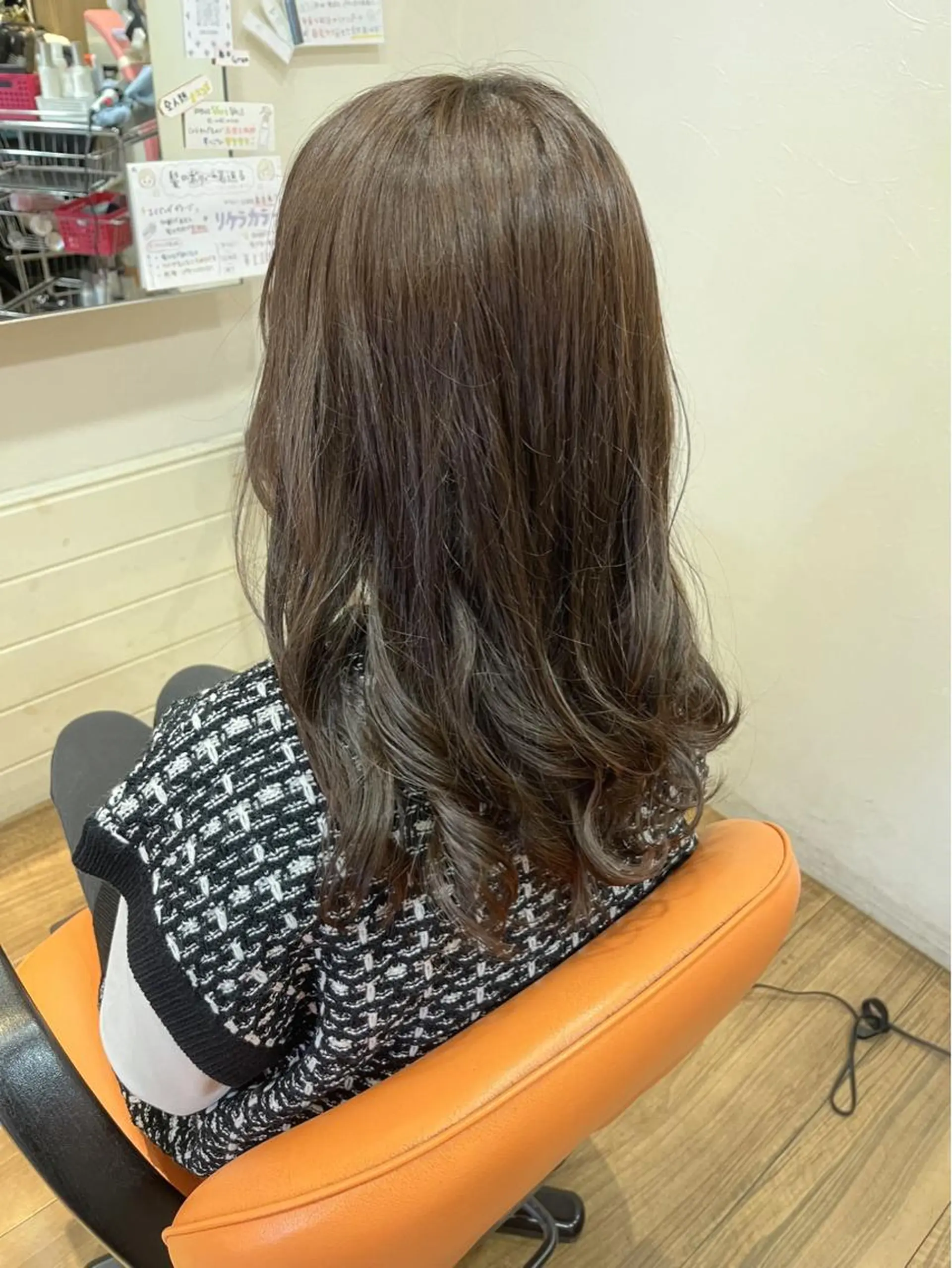 セミロング カラー okuda yuukiのヘアスタイル