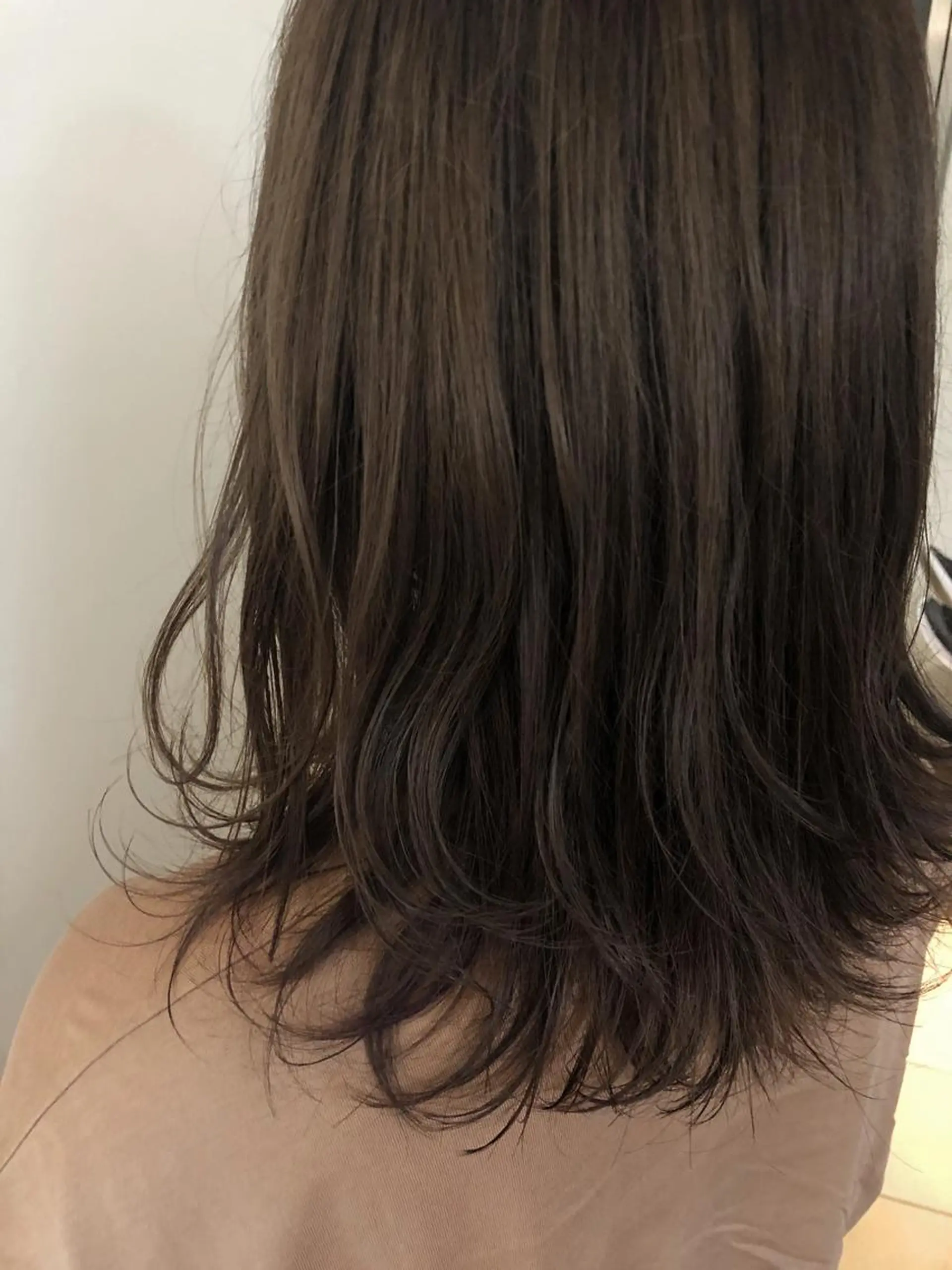 ミディアム カラー ベージュカラー カット ヘアカラー トリートメント 韓国hair ·͜· watanabeのヘアスタイル