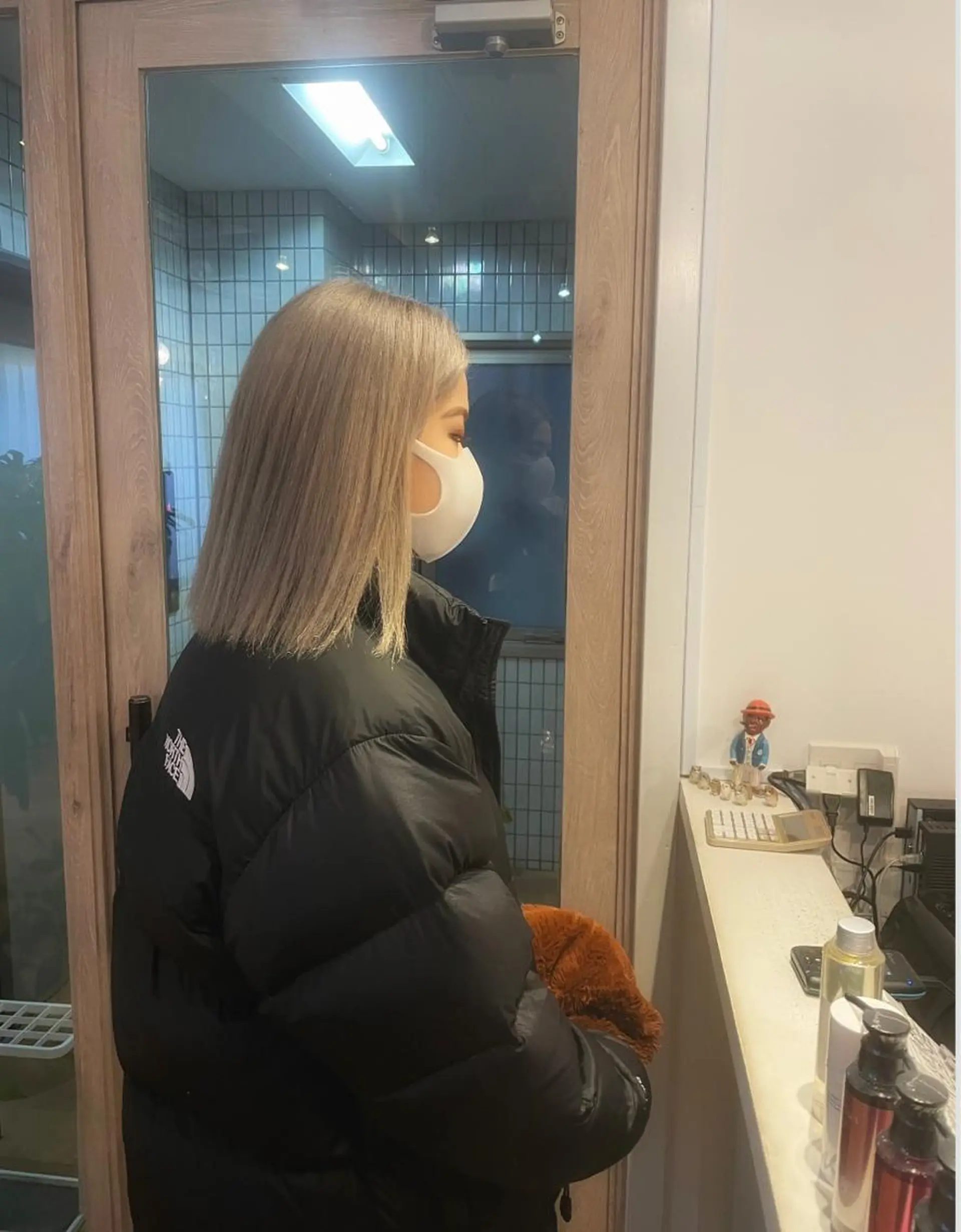 ミディアム カラー 🇰🇷ハイトーン× 韓国レイヤー레이어드のヘアスタイル