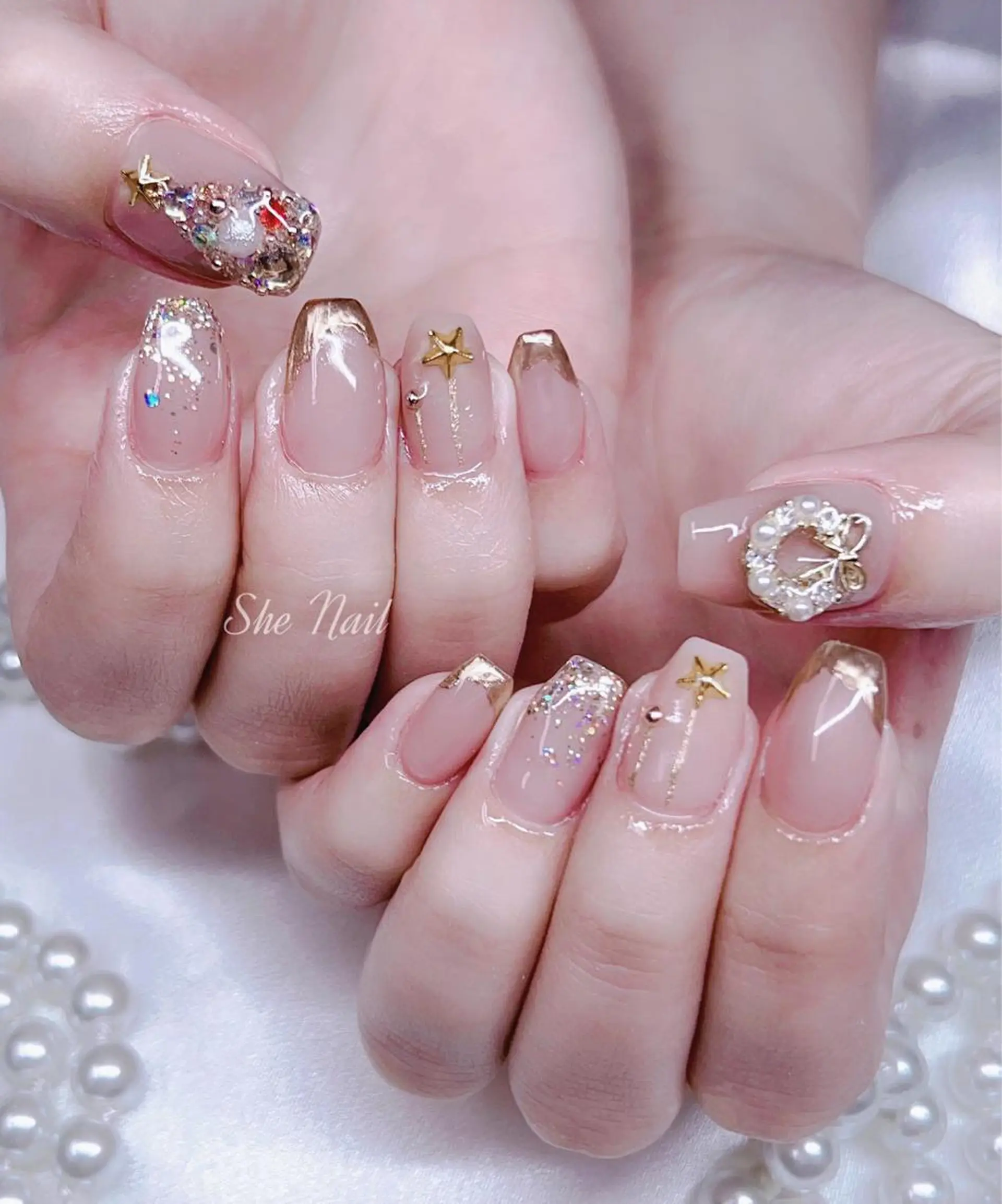 ネイル 長さ出し 持ち込み シンプルネイル ネイルチップ 冬ネイル ハンドネイル She   Nail所属・ISA_ BELLAのネイルデザイン