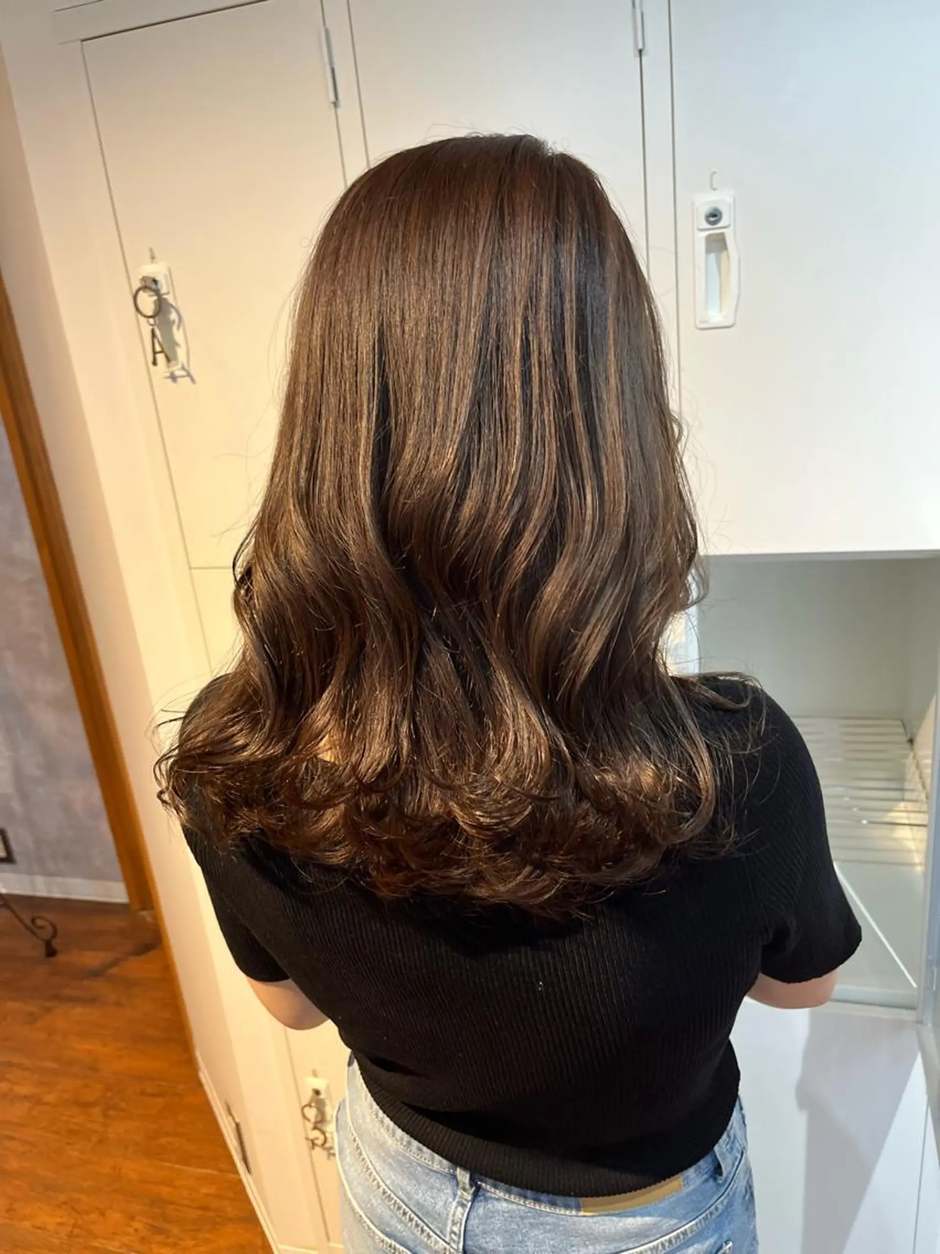 ミディアム 韓国風ヘア カット ヘアカラー N° Elune MIYUUのヘアスタイル