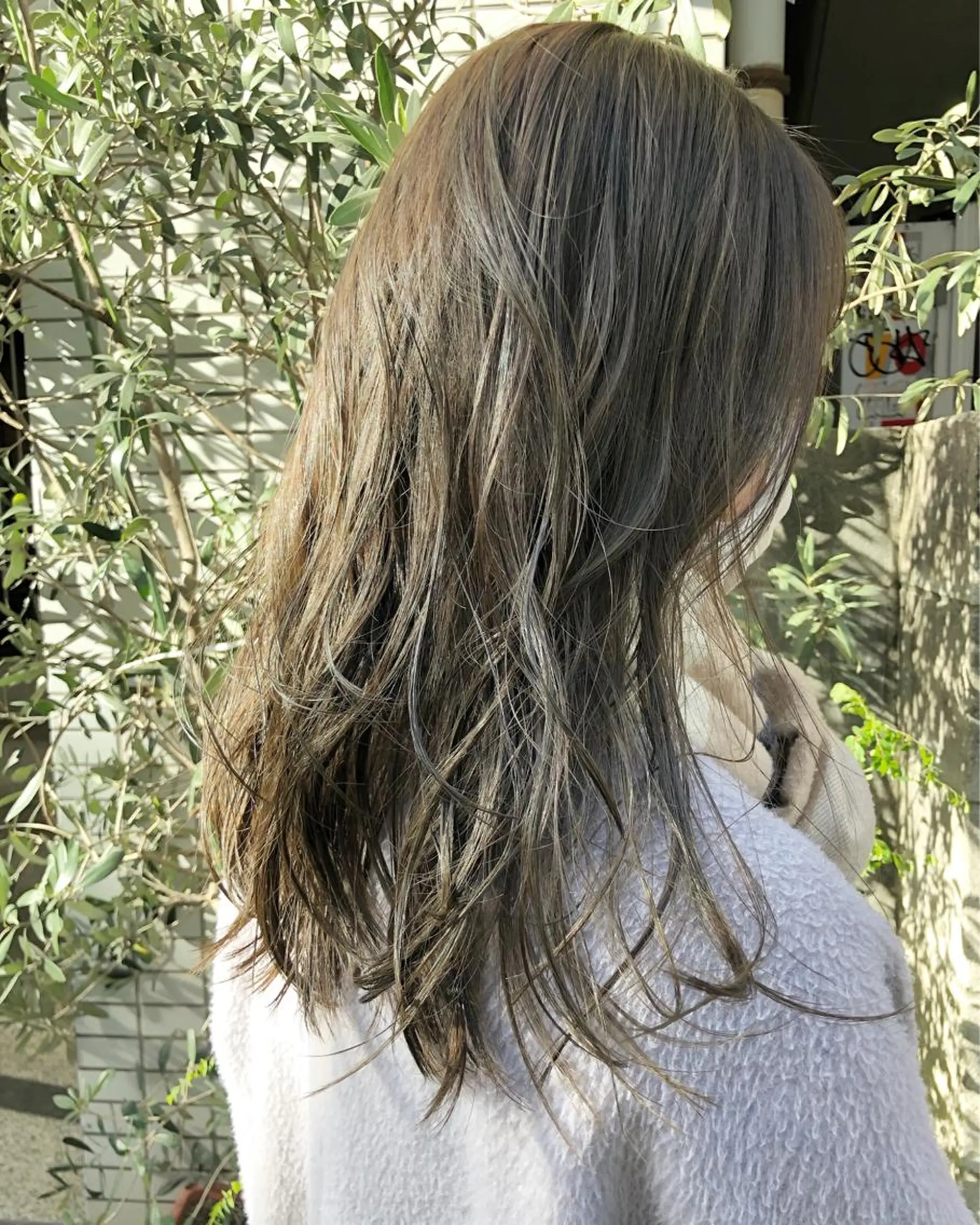 ロング カラー 透明感カラー グレージュ オリーブグレージュ オリーブグレー カット ヘアカラー トリートメント ヘアセット 🌷ボブ/髪質改善 ストレートのヘアスタイル