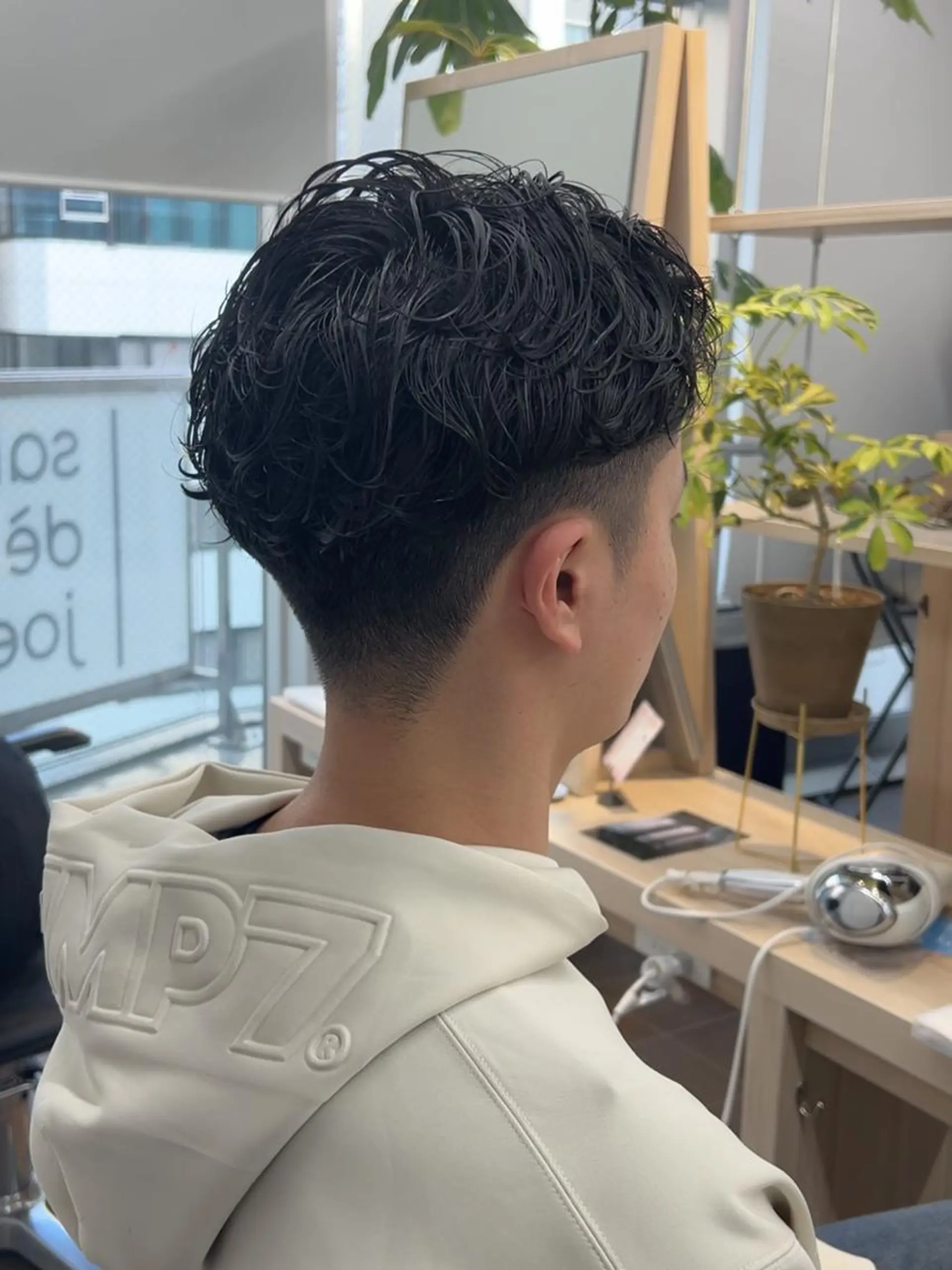 ショート メンズ パーマ センターパート フェザーパーマ マッシュ メンズパーマ メンズショート メンズパーマ/ メンズカット/タクヤのヘアスタイル