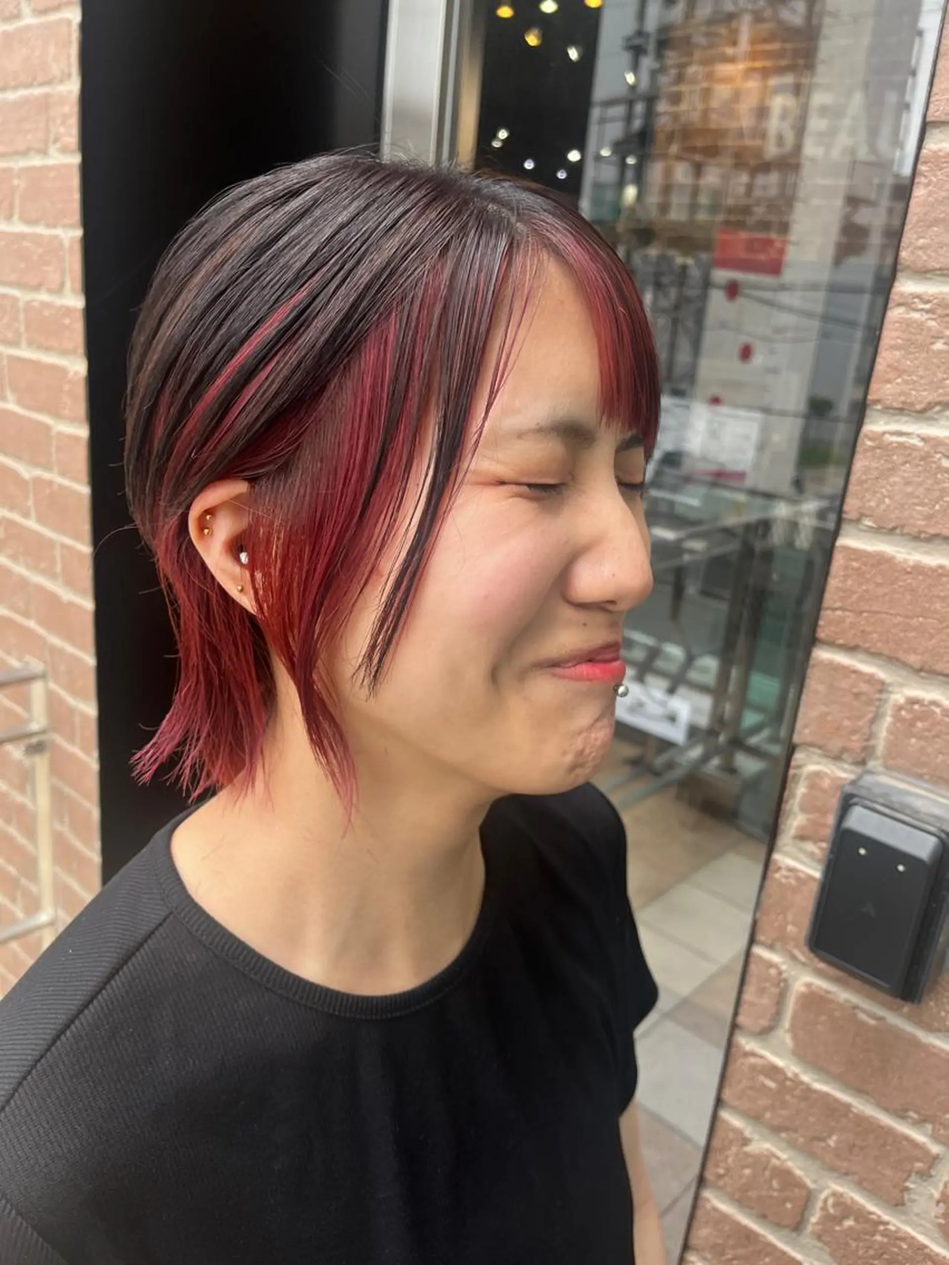 ミディアム カラー パーマ ヘアアレンジ メンズ キッズ ネイル マツエク・マツパ アイブロウ メンズブリーチ メンズハイライト メンズインナーカラー メンズ韓国風 ブリーチ カット ヘアカラー ヘアセット 久木原 ゆりのヘアスタイル