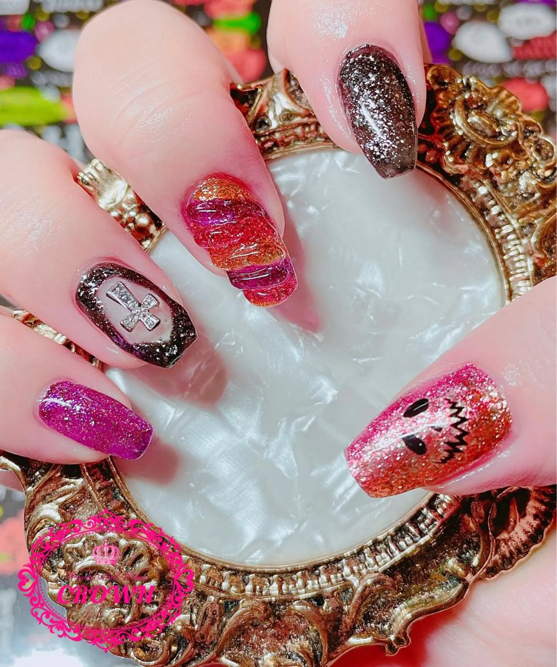 ネイル CROWN プライベートサロンのネイルデザイン