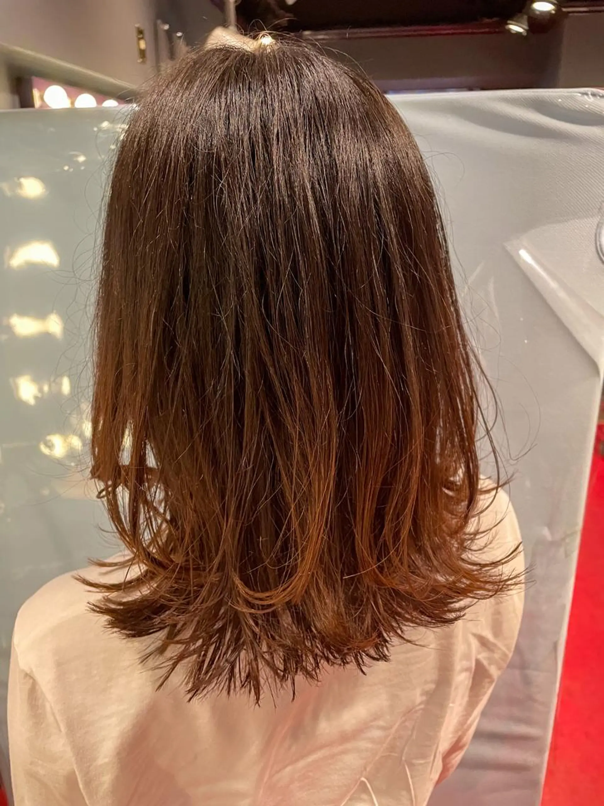 ミディアム レイヤーカット 永山 愛莉のヘアスタイル