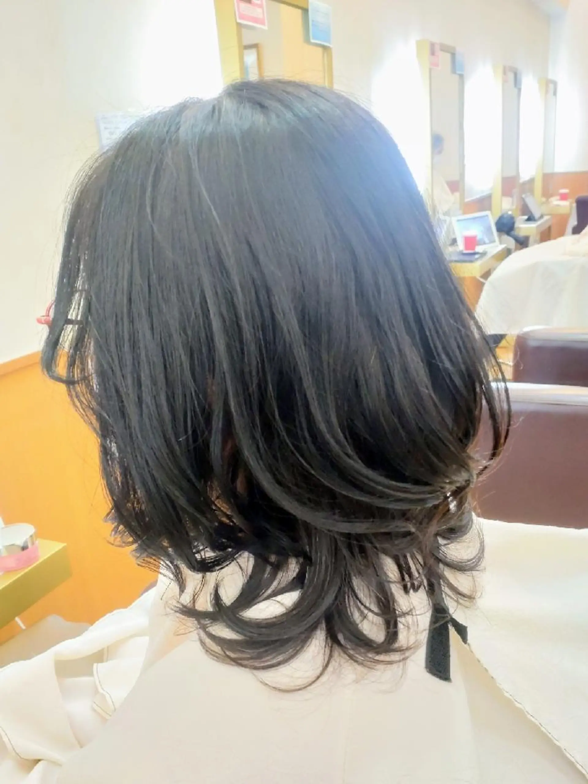 ミディアム 仮屋 敬介のヘアスタイル