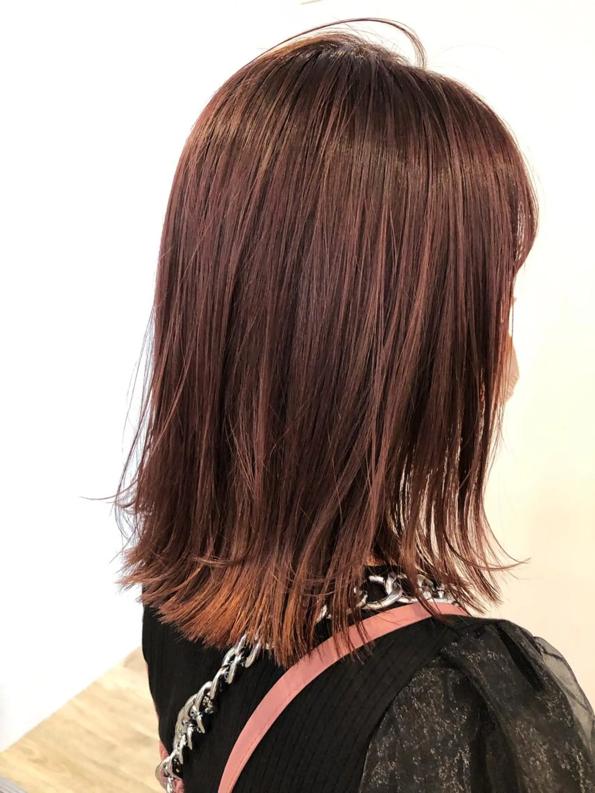 ミディアム カット ヘアカラー トリートメント 大迫 江梨のヘアスタイル