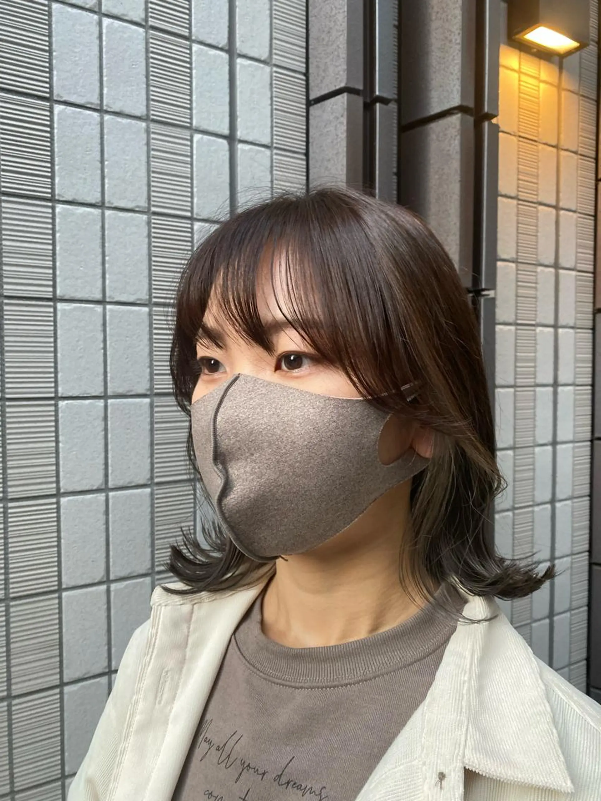 ミディアム カラー ヘアアレンジ 切りっぱなしボブ ベージュカラー ハイトーンカラー インナーカラー ピンクカラー 🌿レイヤー/ブリー チ/🌿‬JINのヘアスタイル