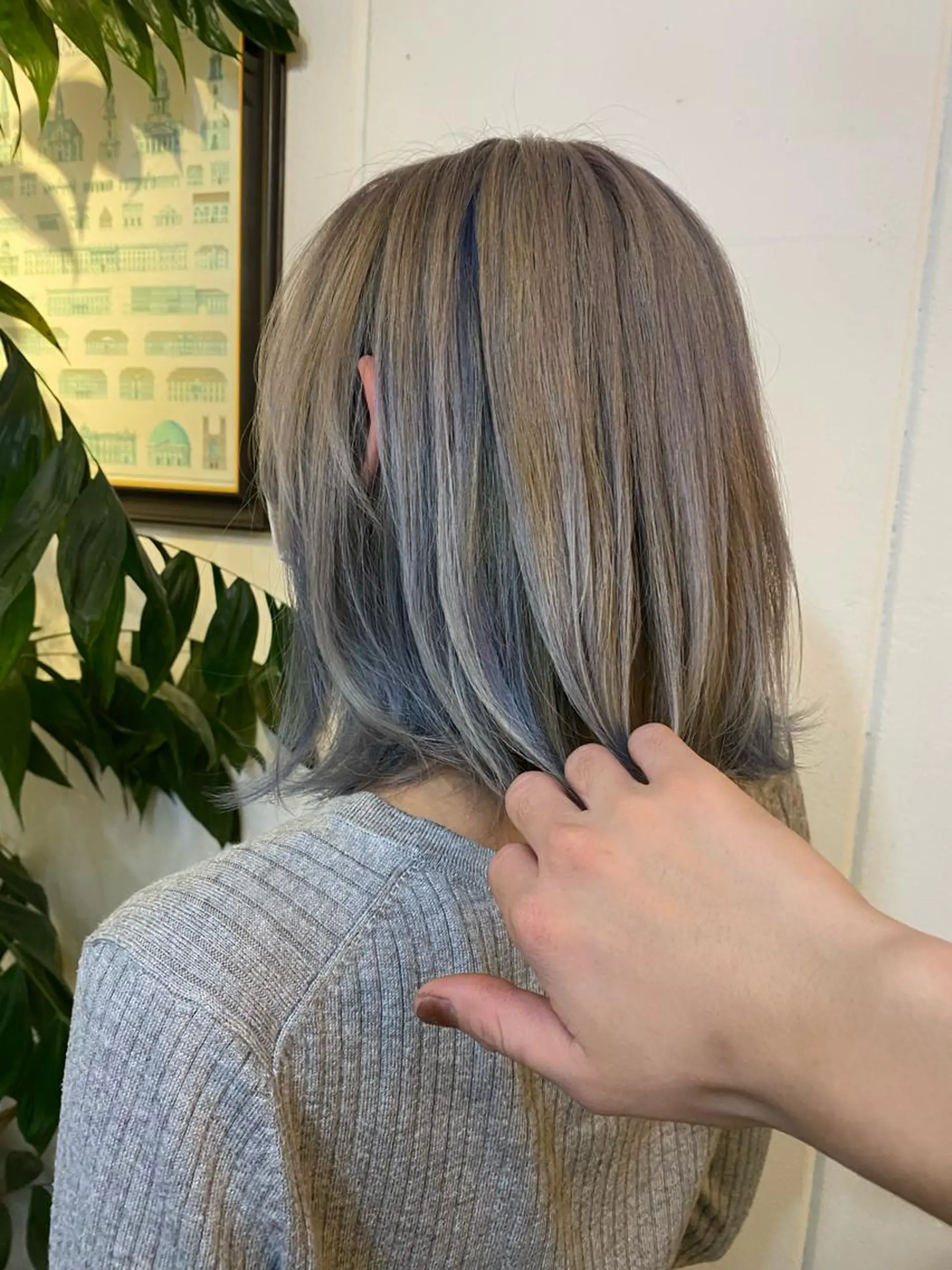 ミディアム カット ヘアカラー 長濱 俊のヘアスタイル