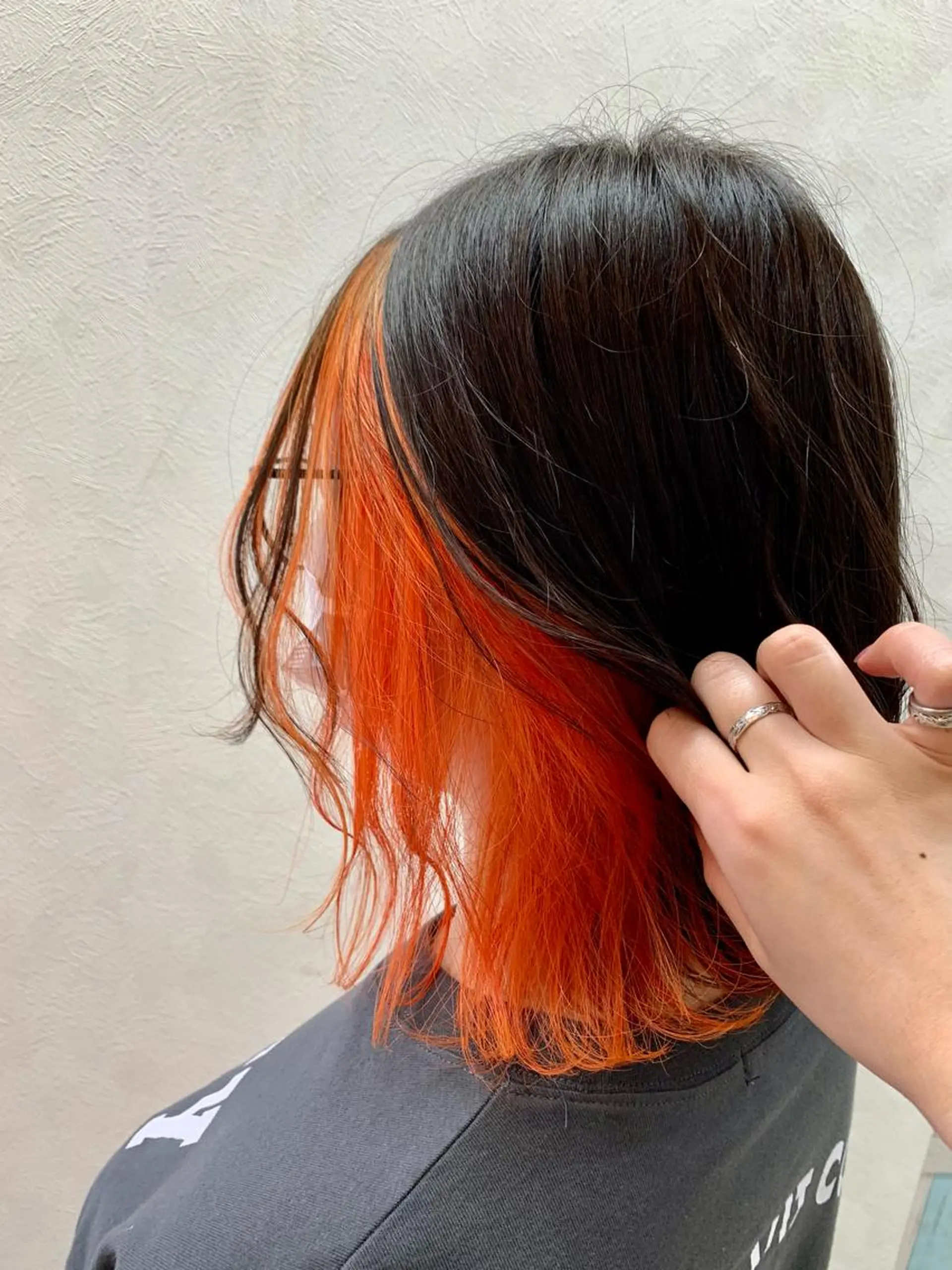ミディアム カラー オレンジ カット ヘアカラー トリートメント 加藤 遥花のヘアスタイル
