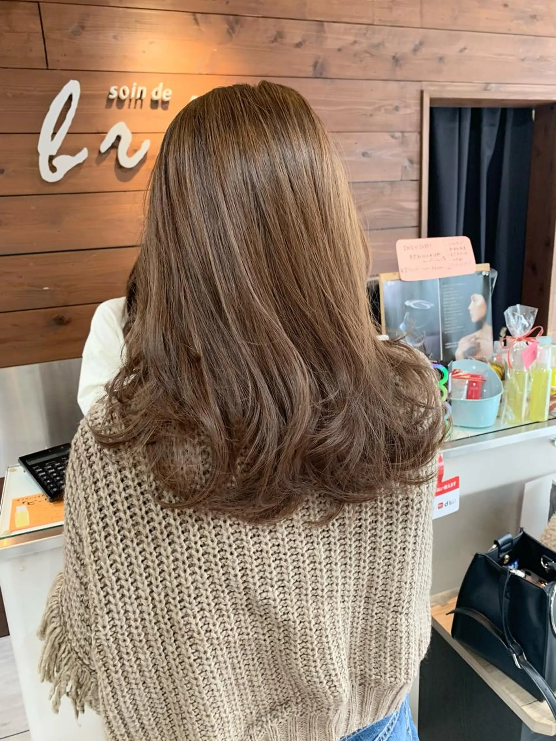 セミロング 🫧艶髪カラー🫧 森本くるみのヘアスタイル