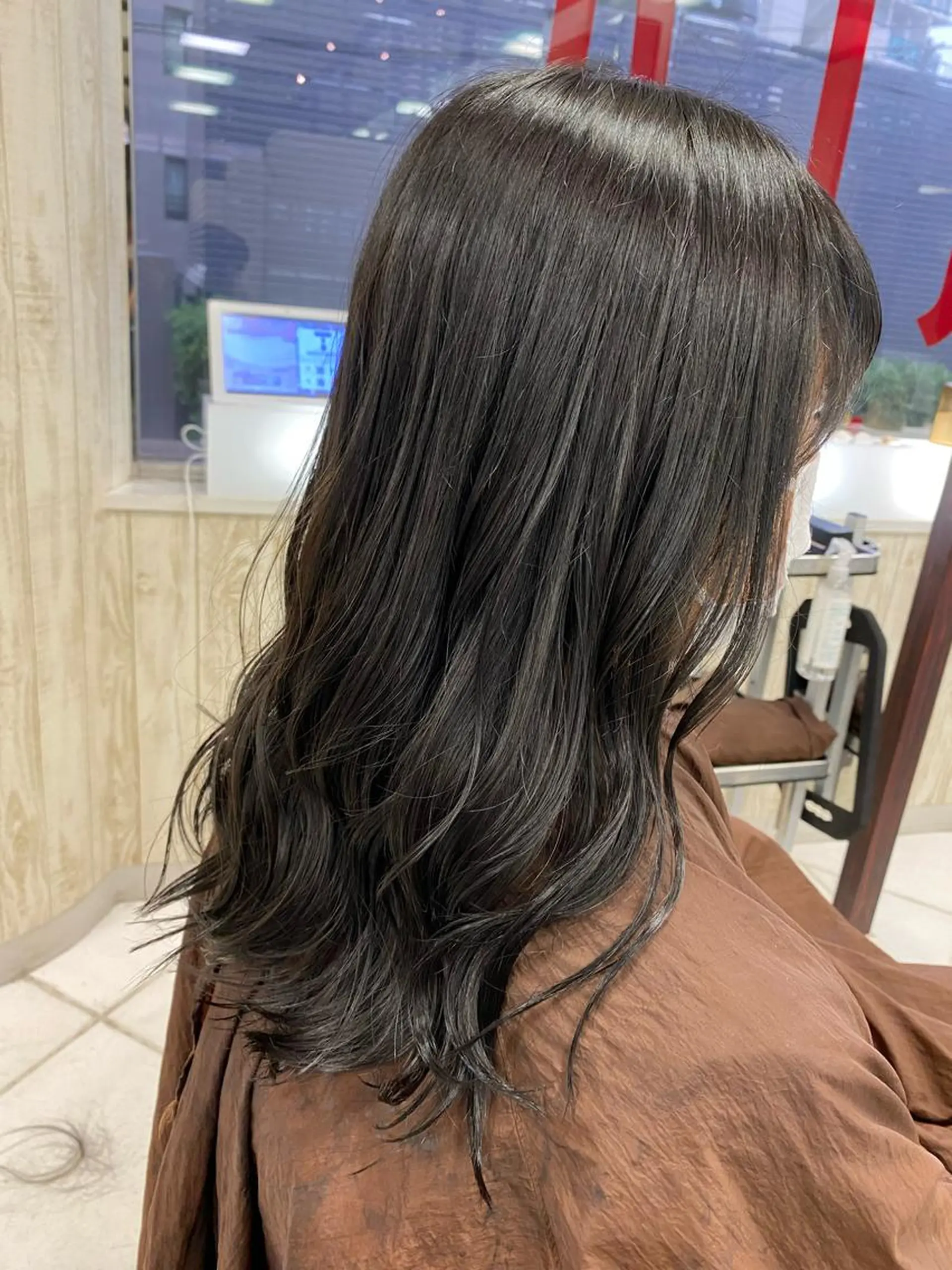 セミロング ヘアアレンジ サイトウ リョウヤのヘアスタイル