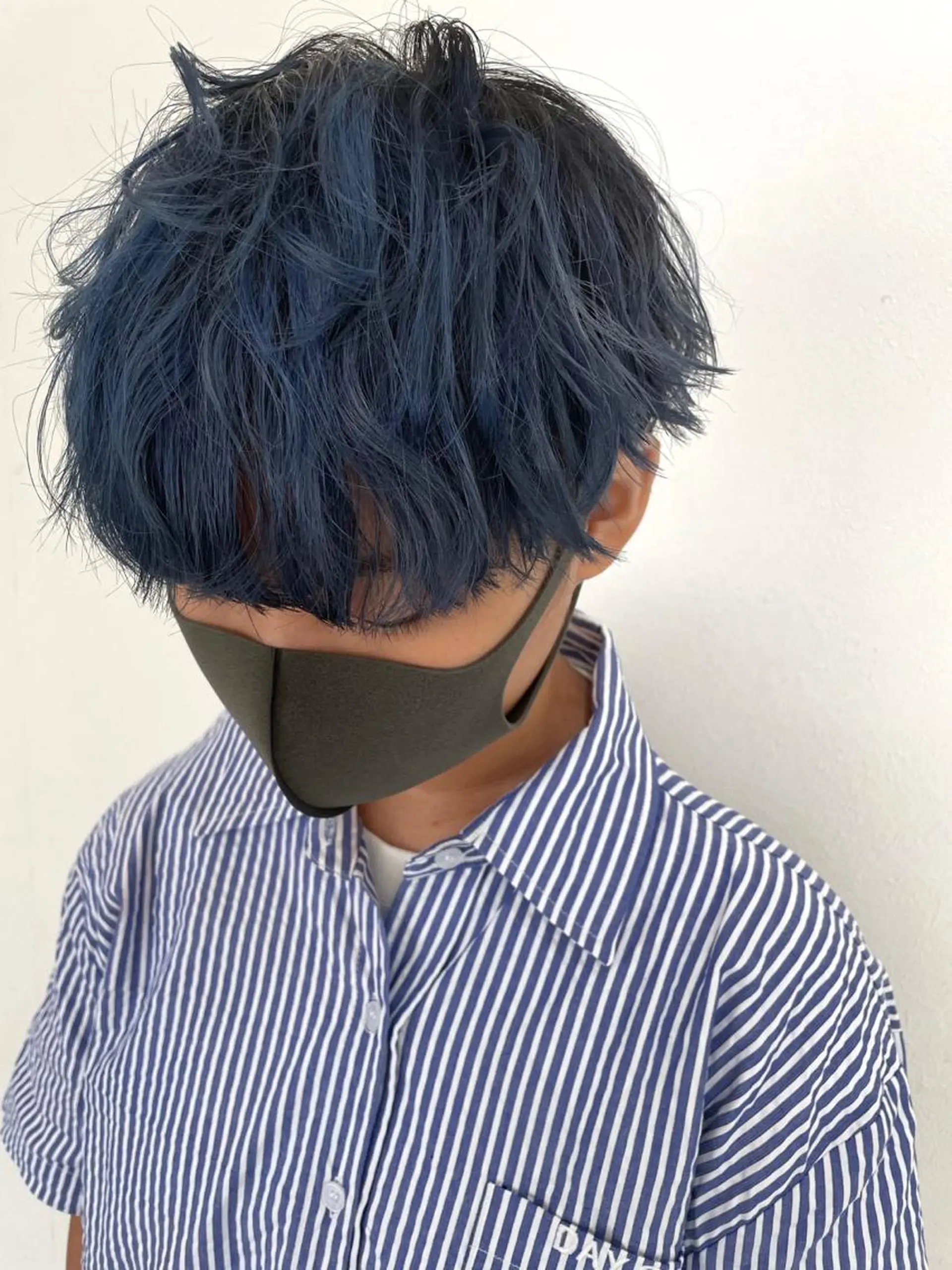 ショート カラー 金井愛華 【monolith】のヘアスタイル