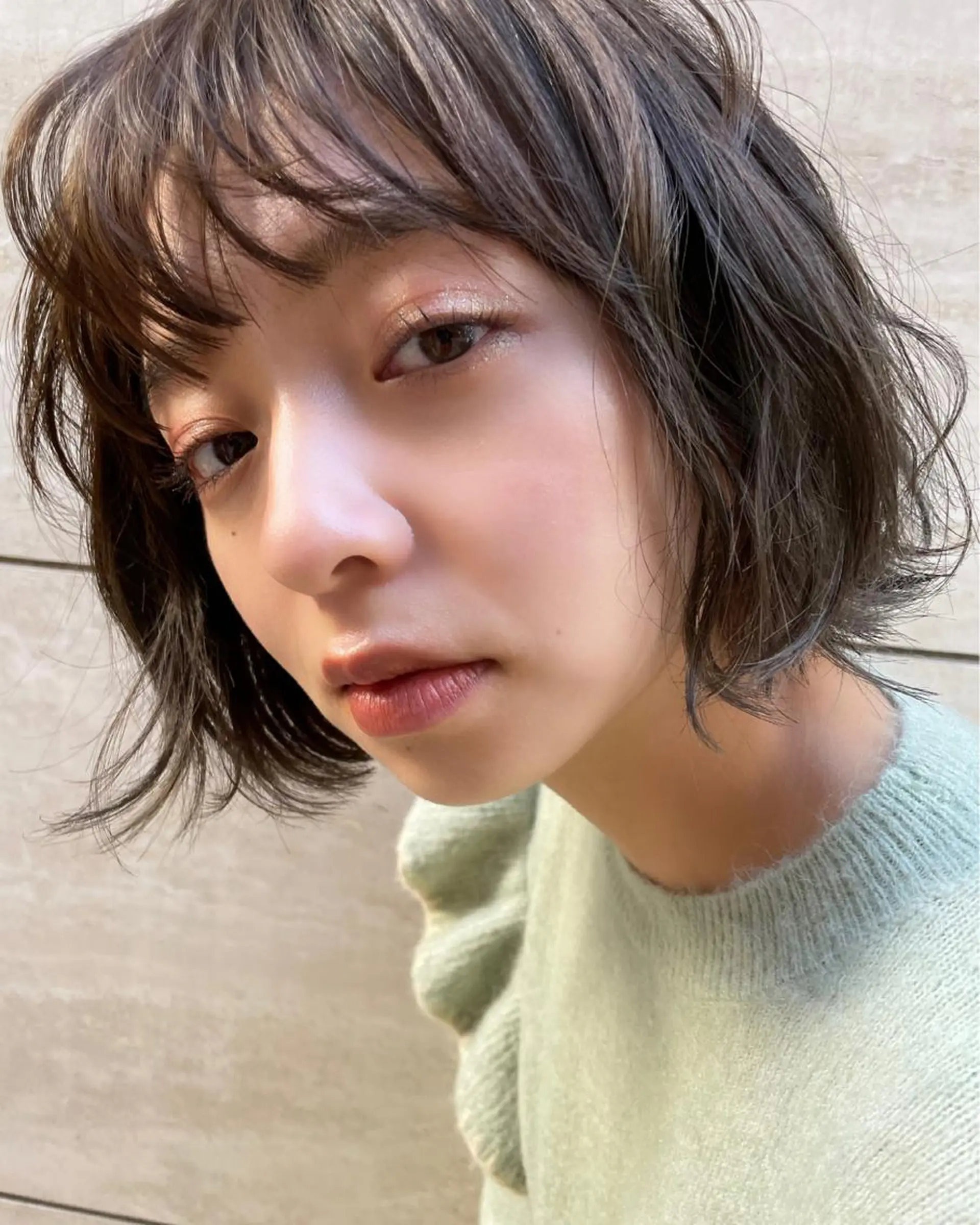 ショート カラー オリーブカラー カット ヘアカラー トリートメント 小松崎 結花のヘアスタイル