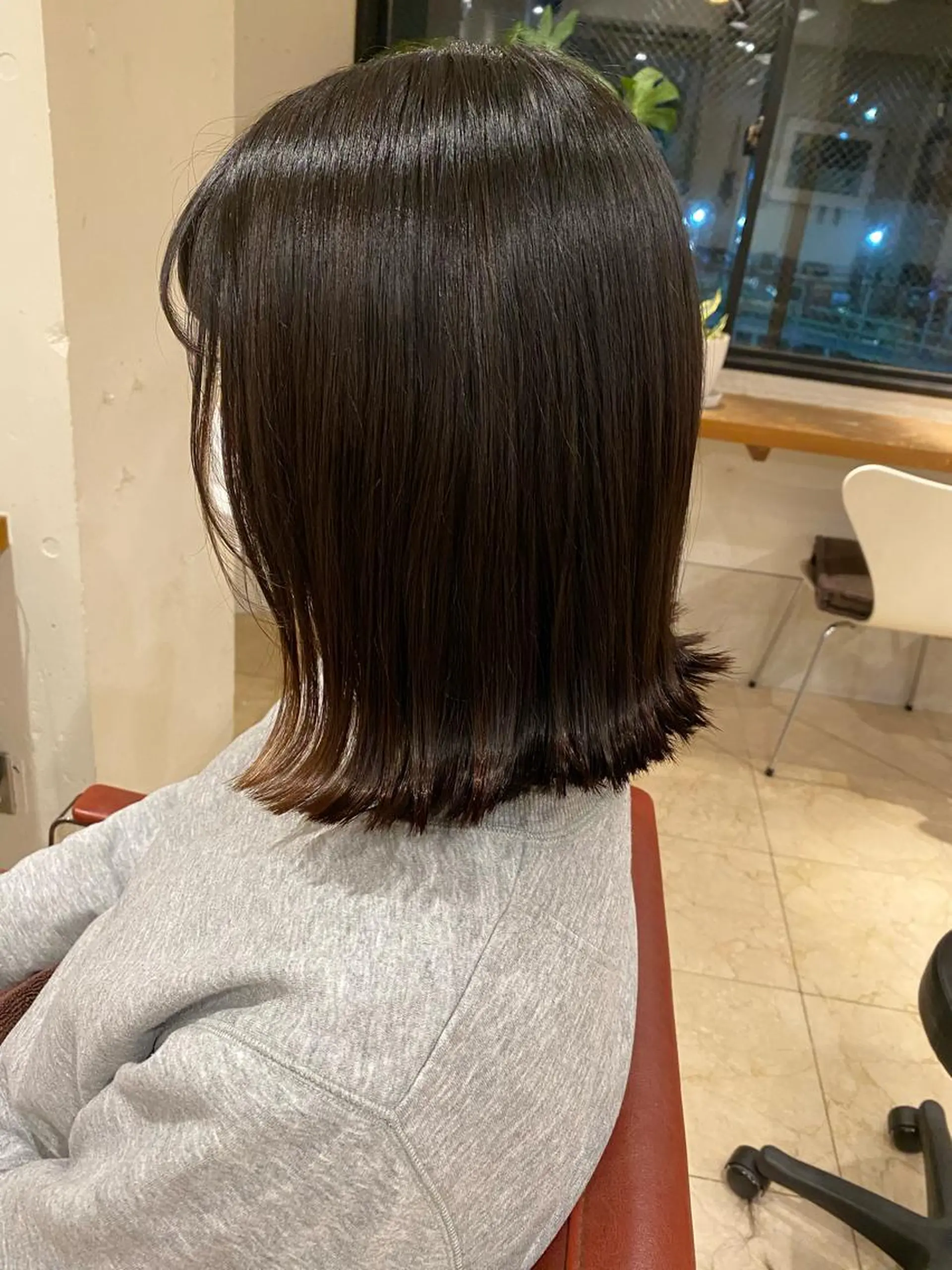 ミディアム 切りっぱなしボブ ボブ 安澤 彩奈のヘアスタイル