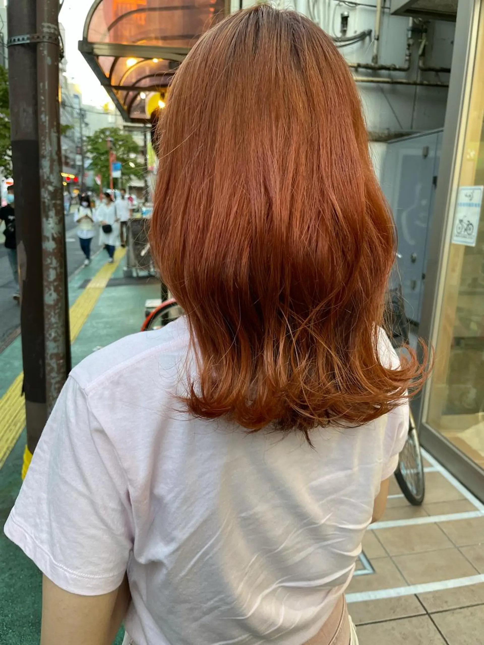 セミロング カラー オレンジ ♡Eleanor大宮 aya♡のヘアスタイル