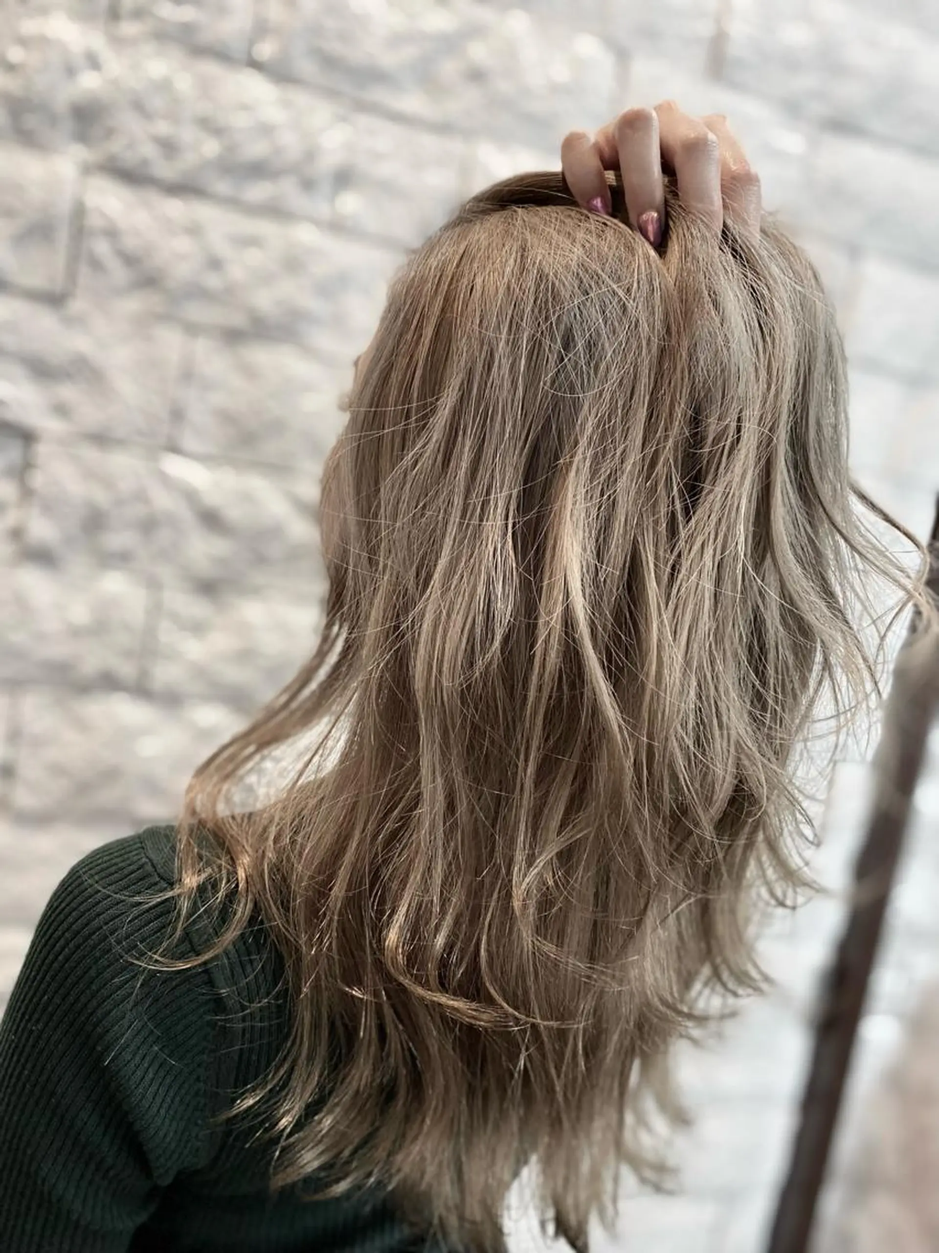 セミロング カラー アッシュ ベージュカラー 透明感カラー ダブルカラー ラベンダーカラー ヘアカラー Style Tのヘアスタイル