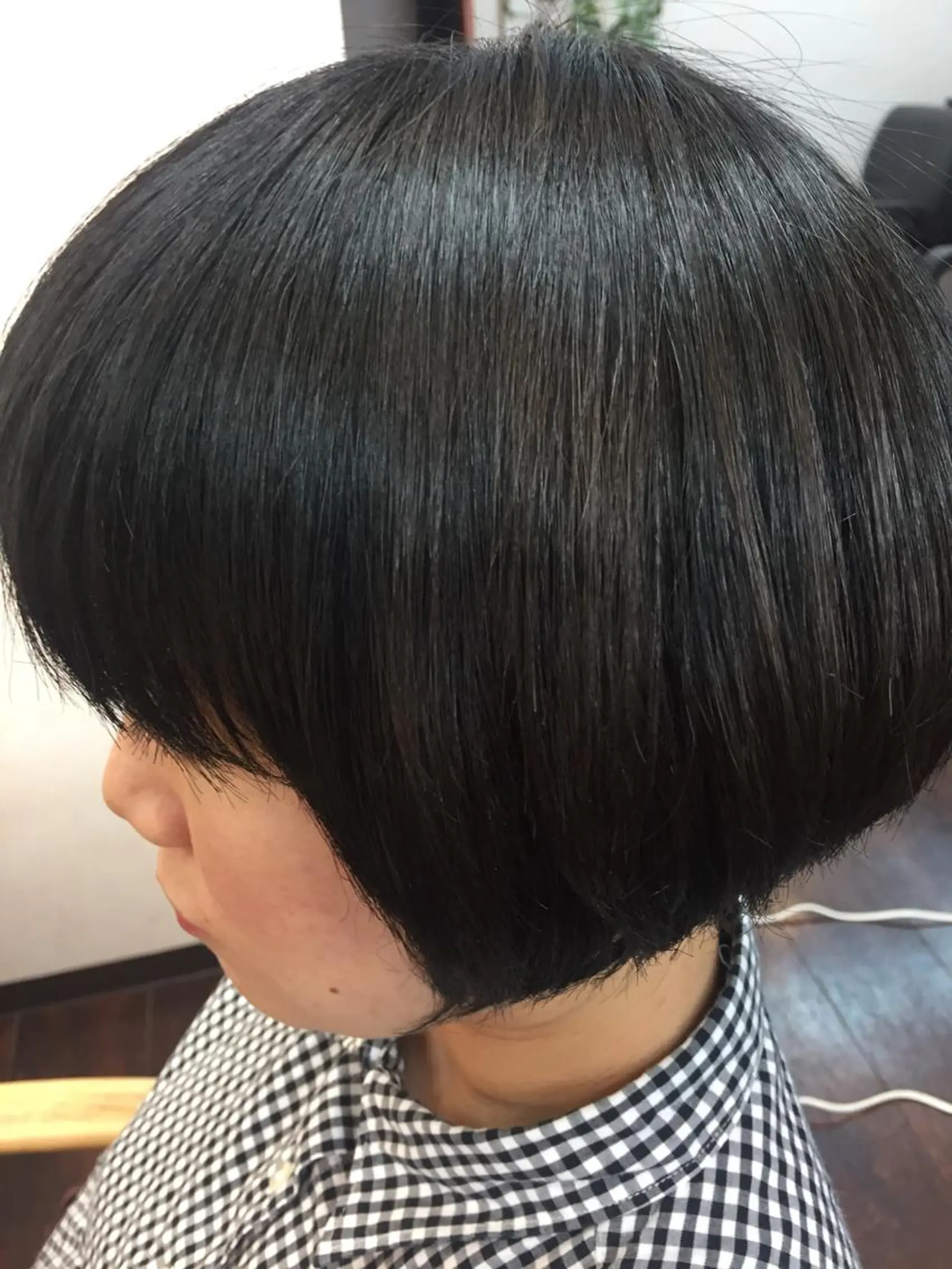 ショート カラー 桧山 真のヘアスタイル
