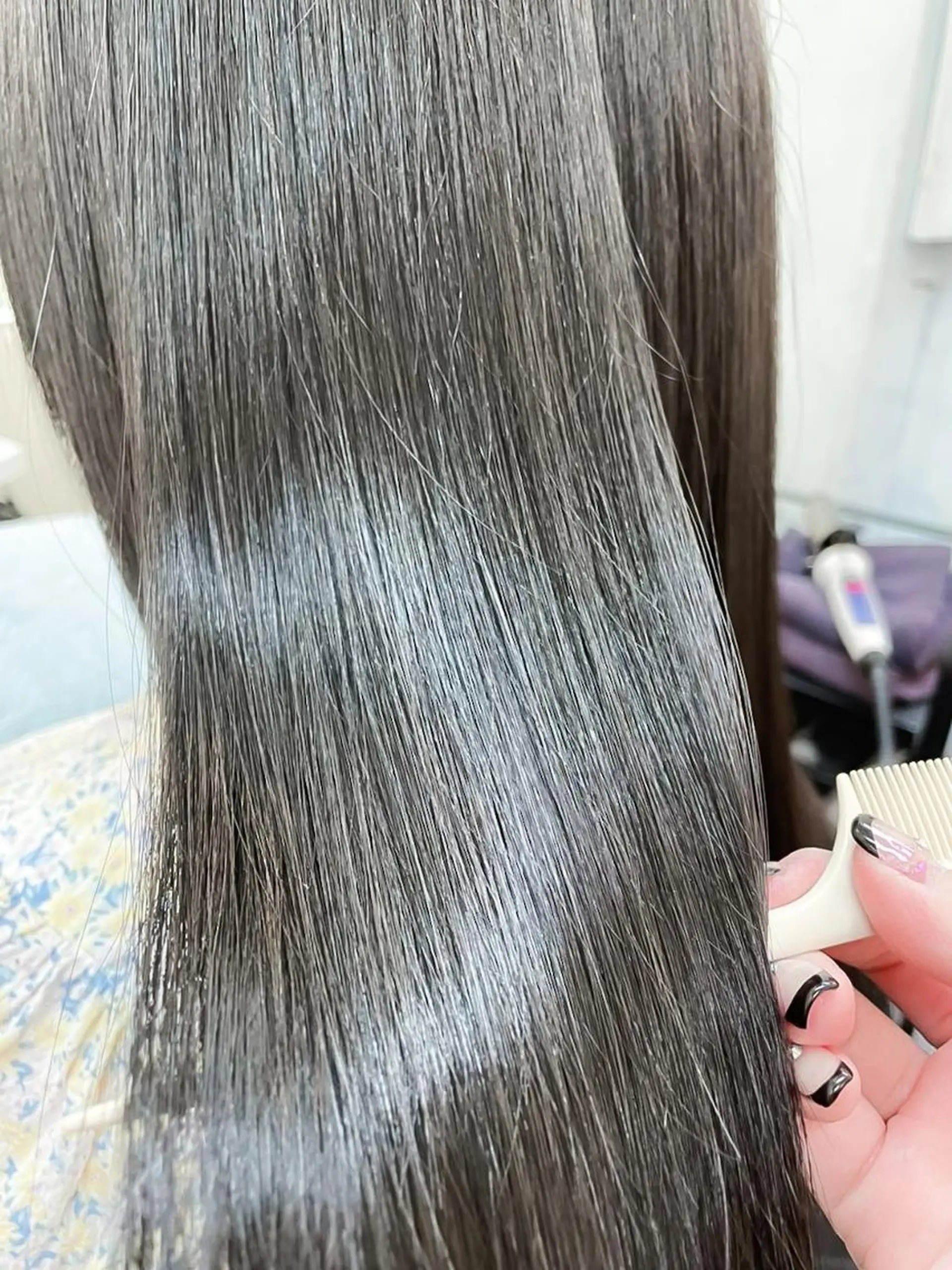 ロング カラー アッシュ アッシュブラウン ベージュカラー 黒髪 ブラウンカラー 髪質改善&韓国風特化 型サロン ミシェリーのヘアスタイル