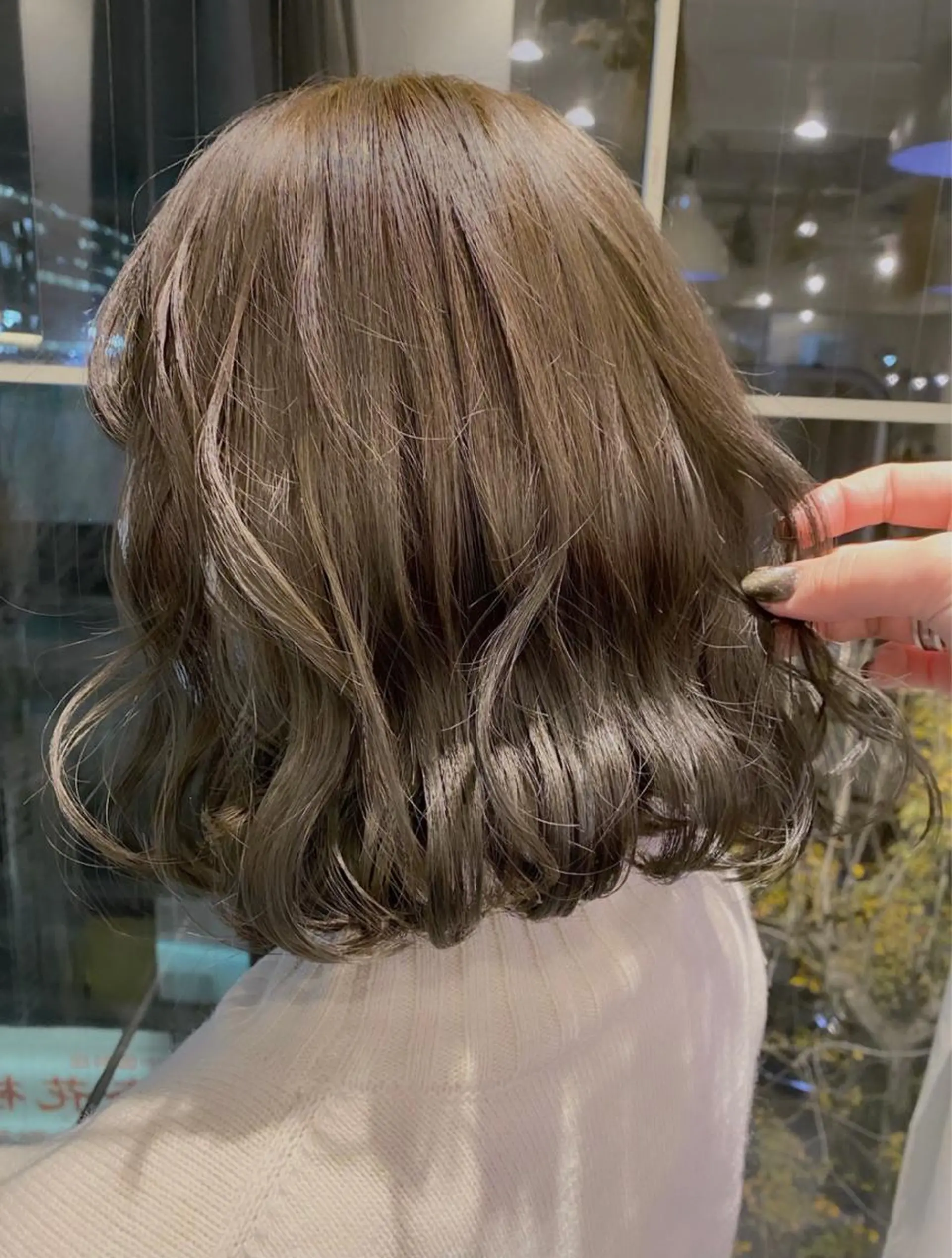 ショート カラー グレージュ オリーブグレージュ オリーブグレー sio.nail&eyebrow salon shimokitazawa2号店所属・nailist mana𖤐´-のネイルデザイン