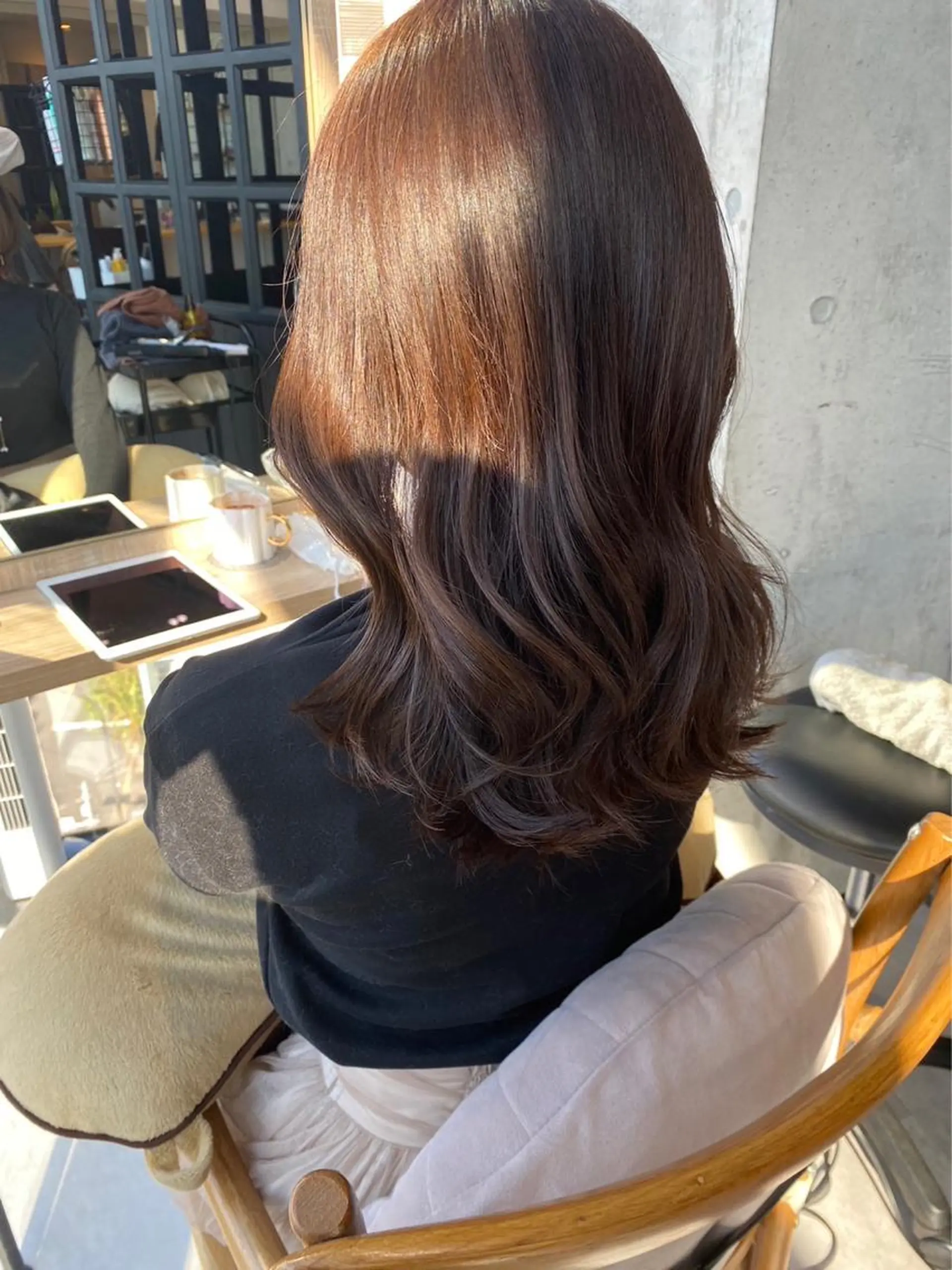 ミディアム ✨色持ちの良い艶 カラー✨蟹江真世のヘアスタイル